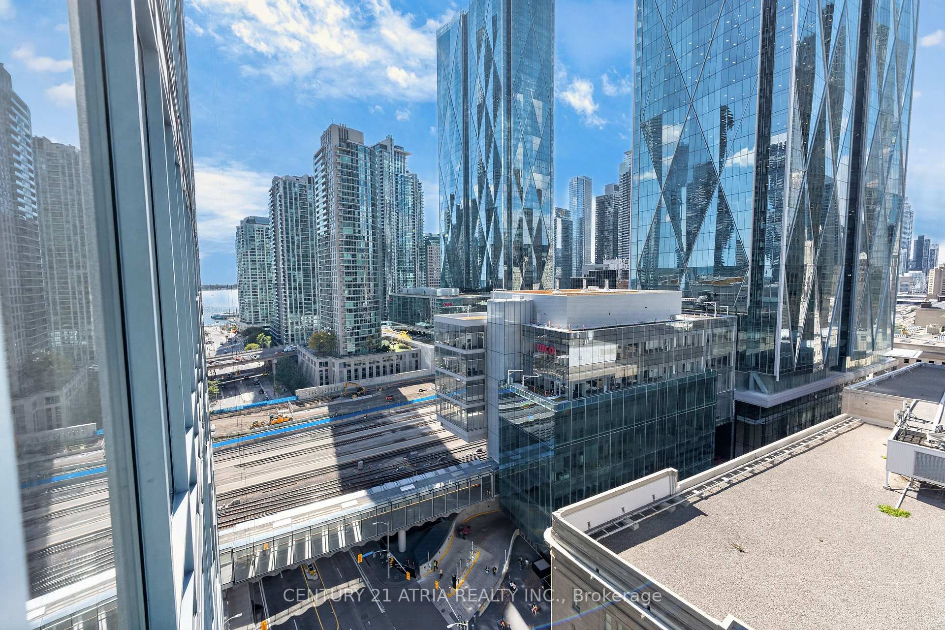 Photo 25 of Unit 1605, 8 The Esplanade, Toronto, Waterfront Communities — HOMEH