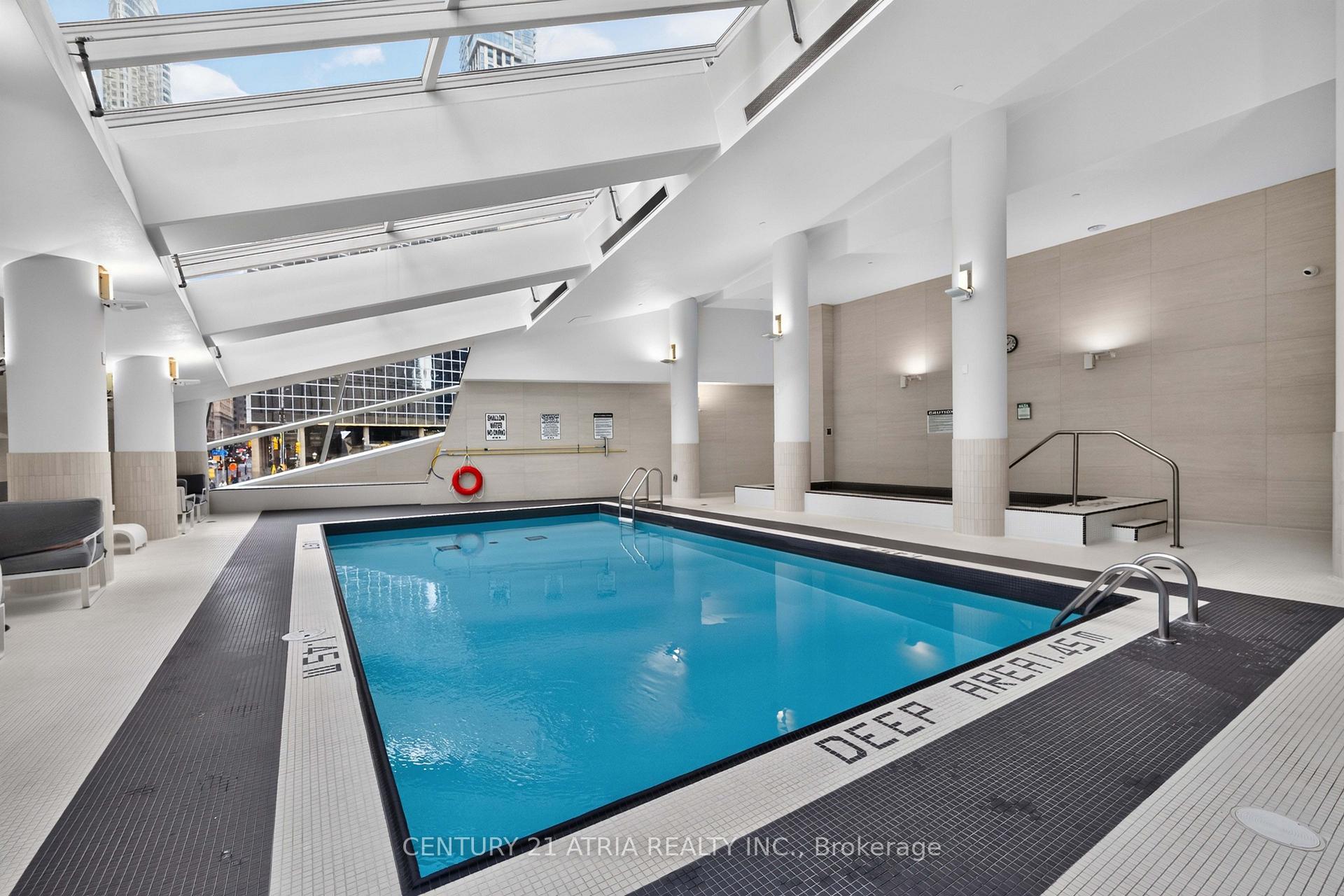 Photo 27 of Unit 1605, 8 The Esplanade, Toronto, Waterfront Communities — HOMEH