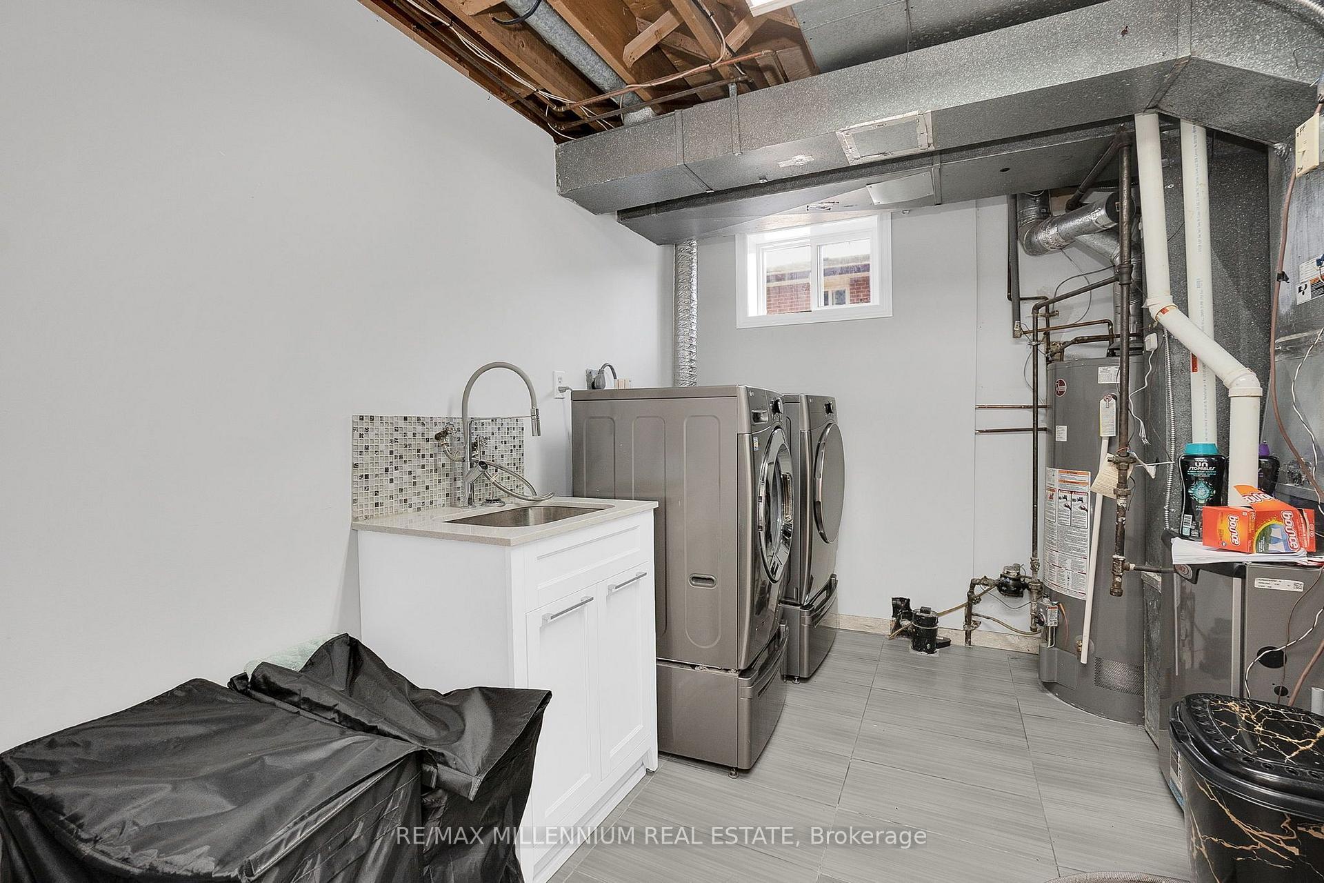 Photo 7 of Unit Lower, 99 Willis Road, Vaughan, East Woodbridge — HOMEH
