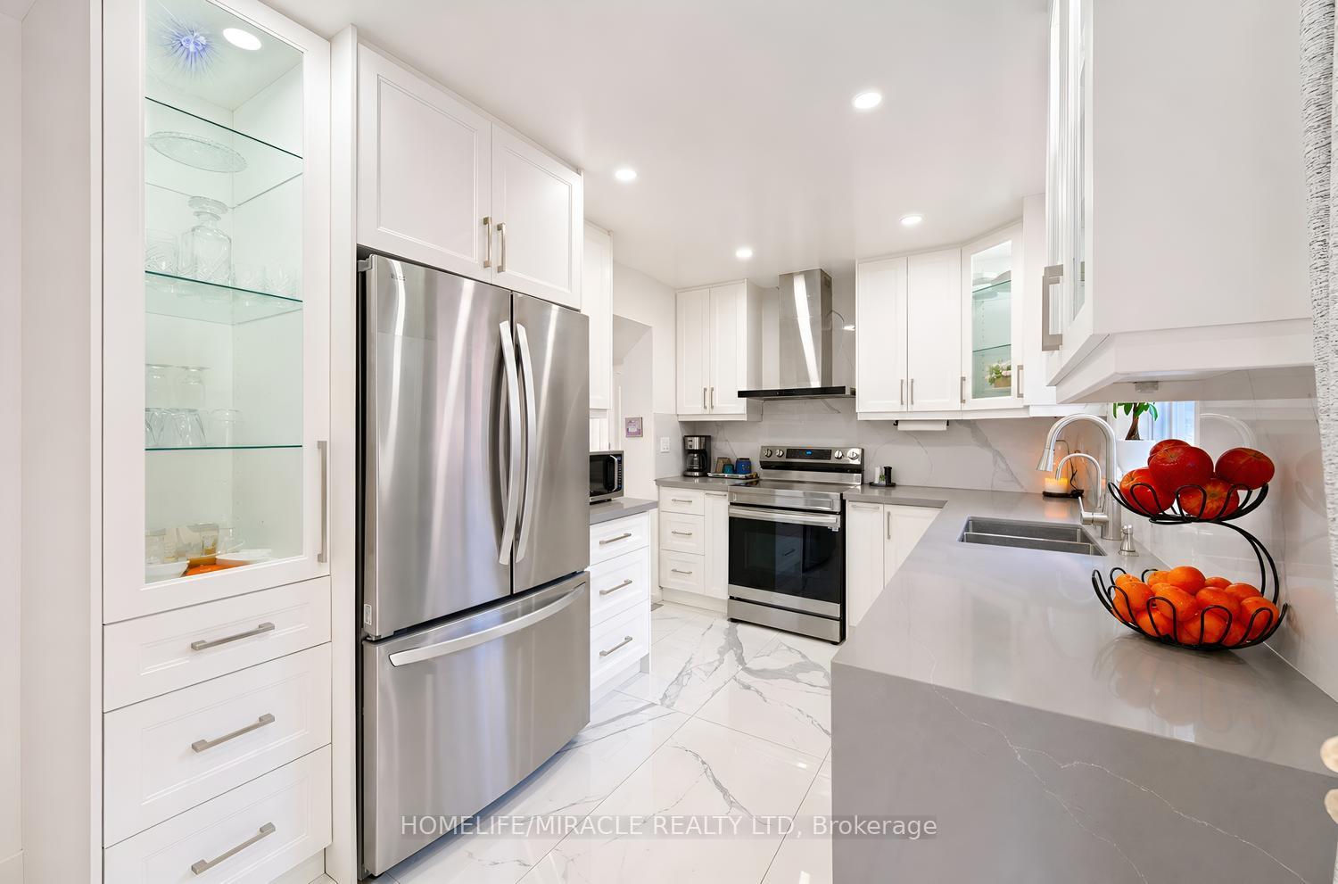 Photo 18 of 1552 Harwood Drive, Milton, Clarke — HOMEH