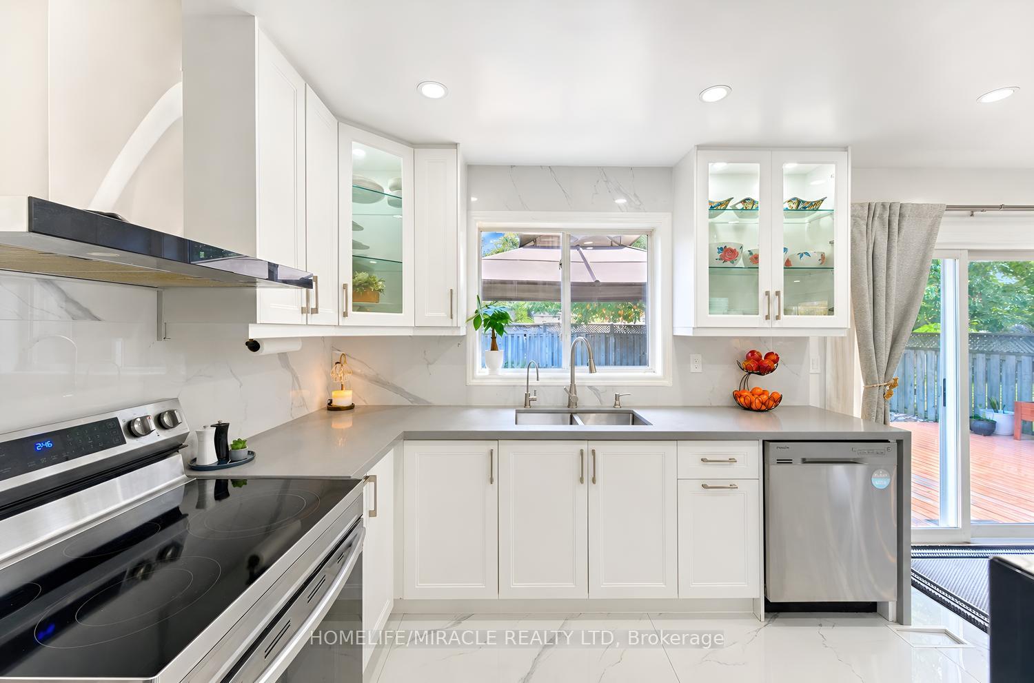 Photo 20 of 1552 Harwood Drive, Milton, Clarke — HOMEH