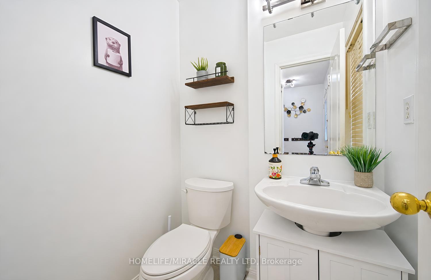 Photo 23 of 1552 Harwood Drive, Milton, Clarke — HOMEH