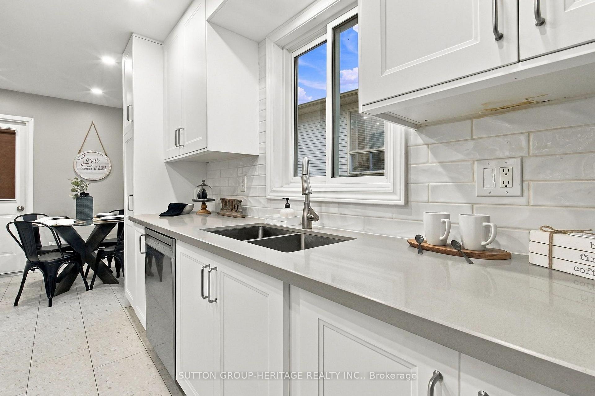 Photo 7 of 68 Hartsfield Drive, Clarington, Courtice — HOMEH