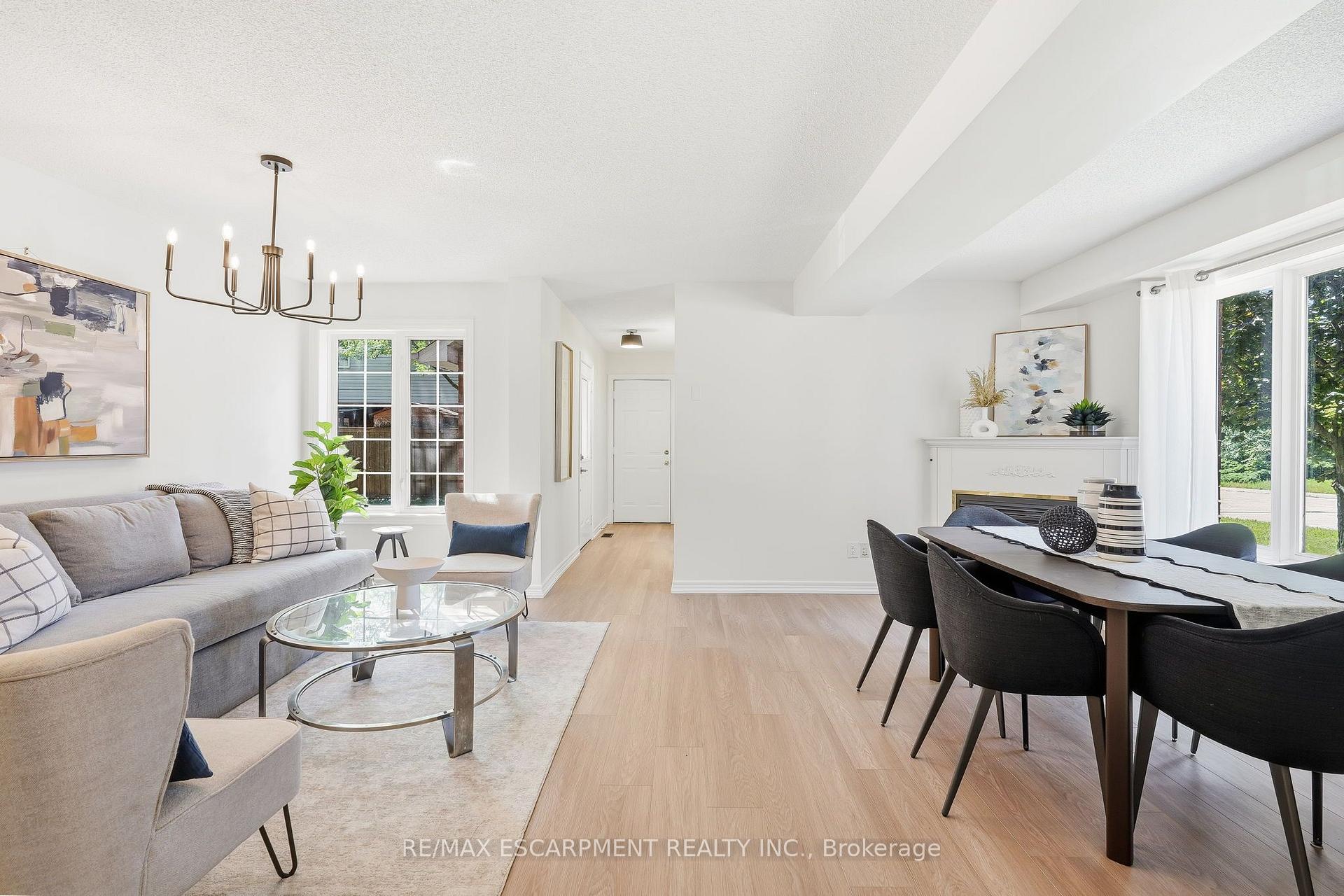 Photo 6 of Unit 7, 1745 Creek Way, Burlington, Uptown — HOMEH