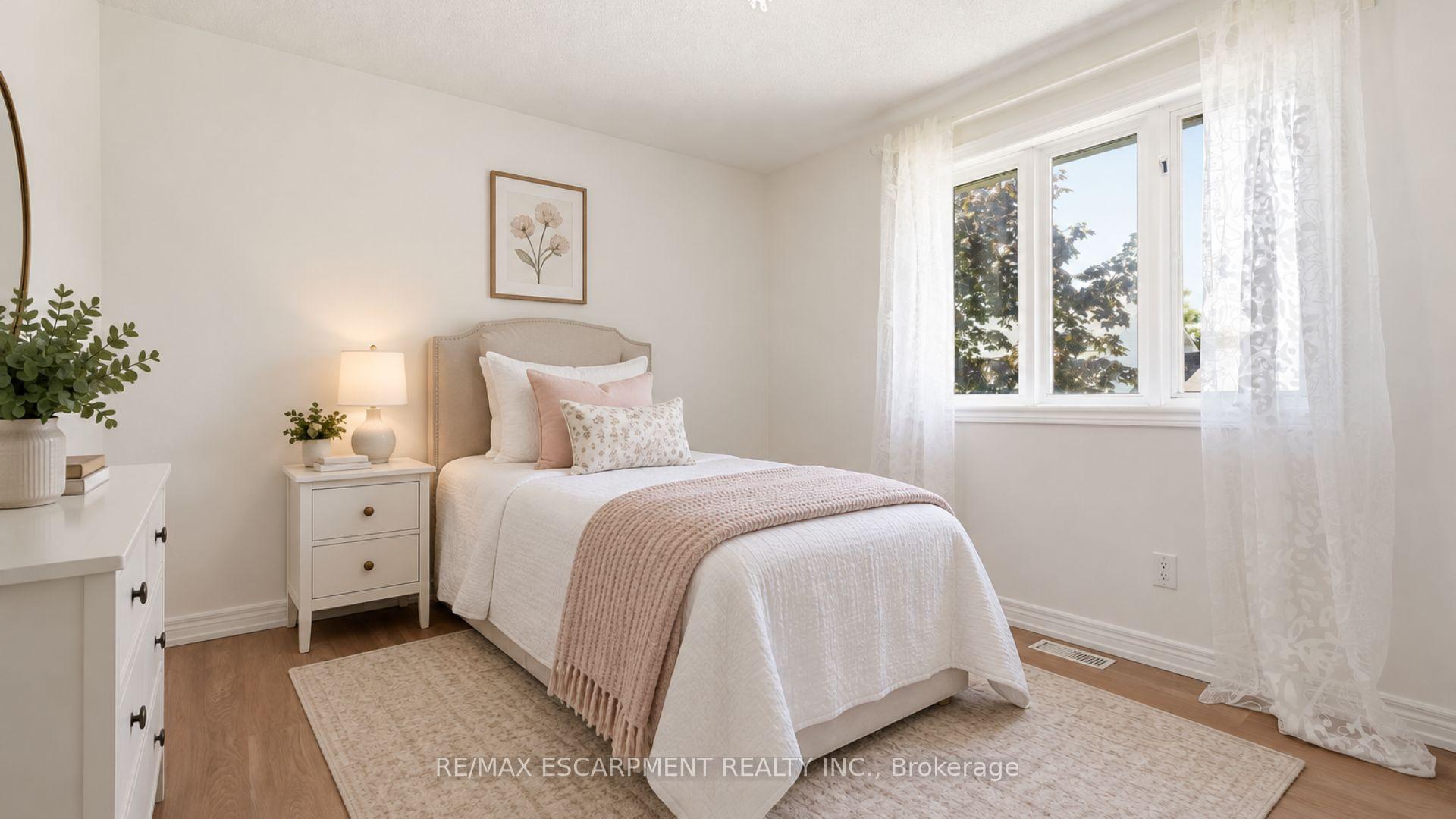 Photo 18 of Unit 7, 1745 Creek Way, Burlington, Uptown — HOMEH