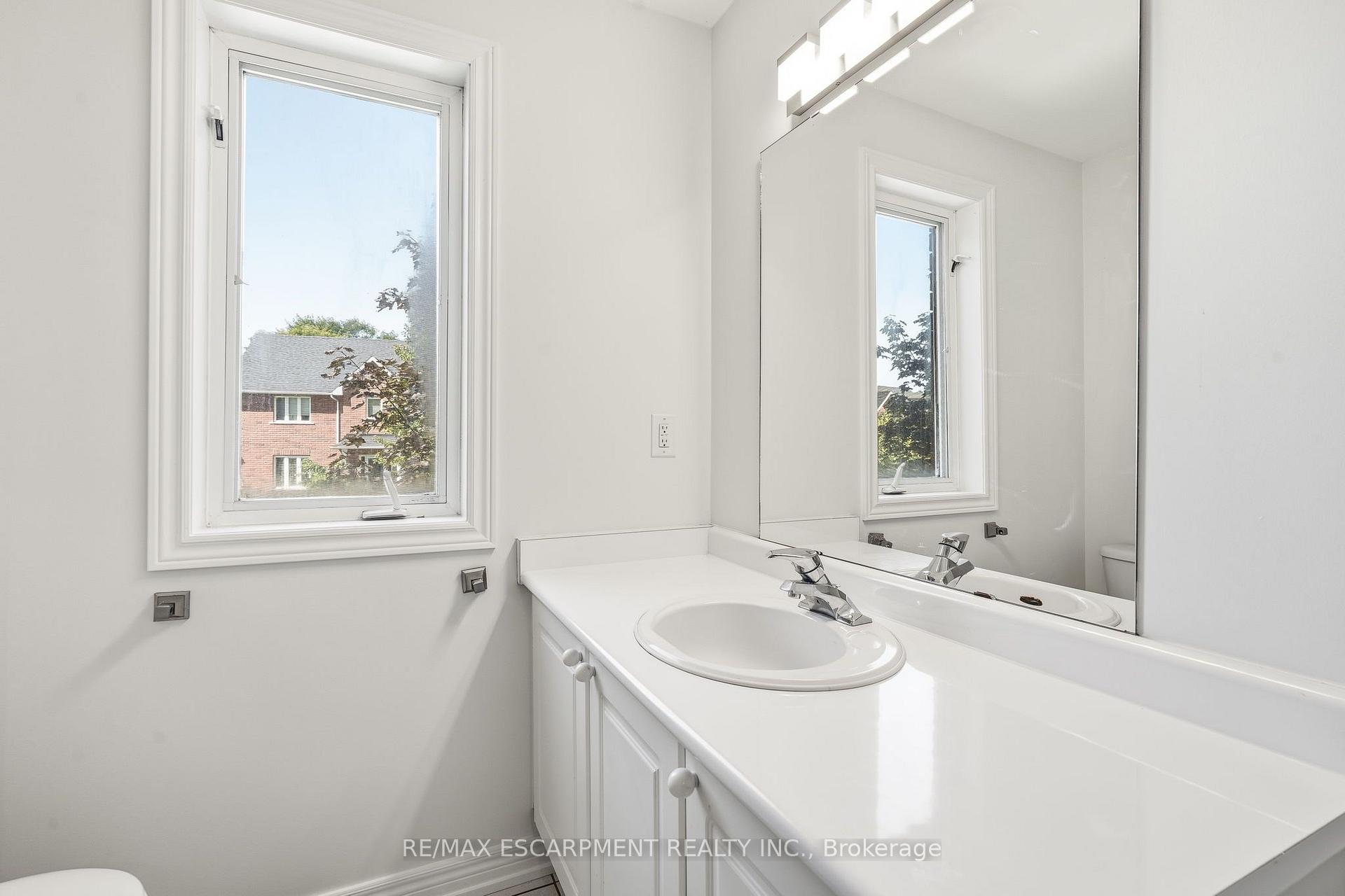 Photo 19 of Unit 7, 1745 Creek Way, Burlington, Uptown — HOMEH