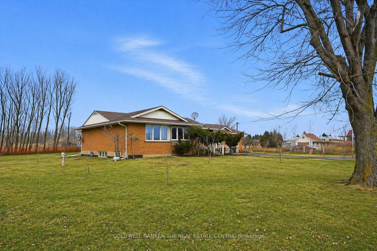 Photo 3 of 356 Mountain Road, Grimsby, Grimsby Escarpment — HOMEH