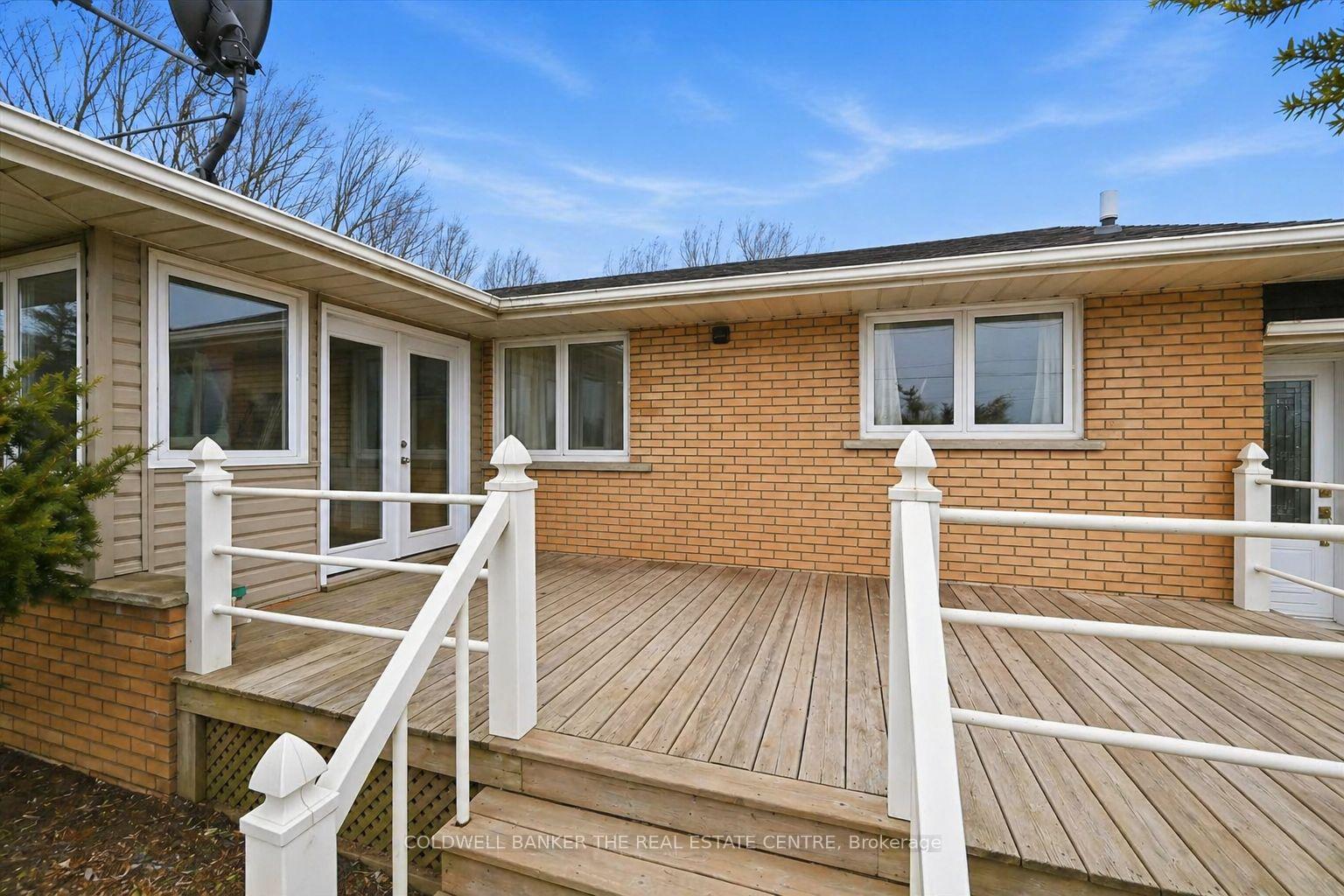 Photo 5 of 356 Mountain Road, Grimsby, Grimsby Escarpment — HOMEH
