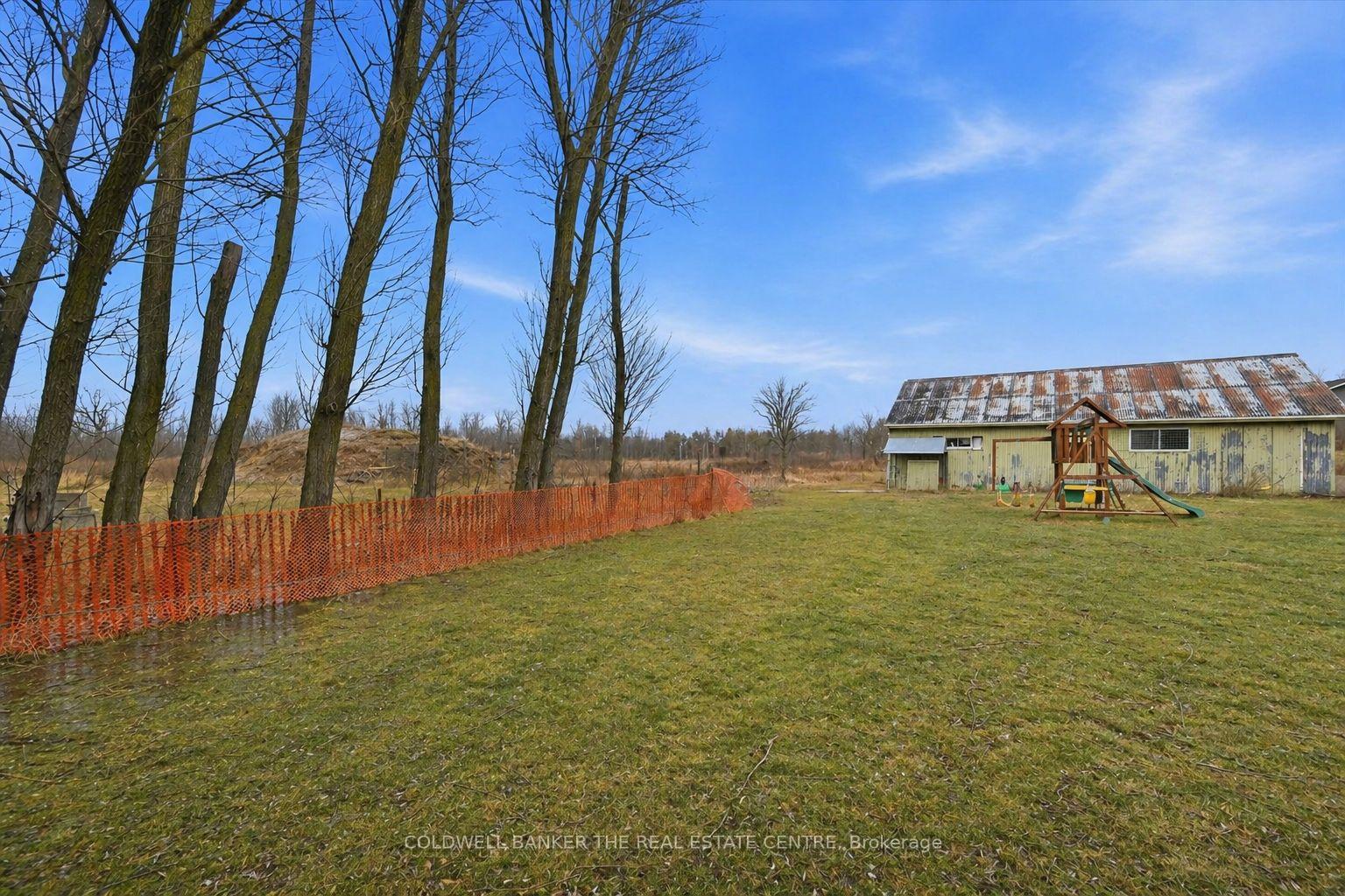 Photo 32 of 356 Mountain Road, Grimsby, Grimsby Escarpment — HOMEH