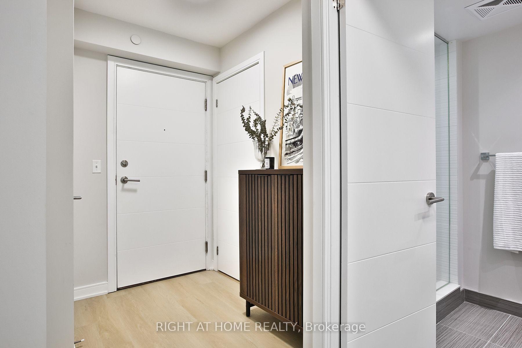 Photo 3 of Unit 1623, 525 Adelaide Street W, Toronto, Waterfront Communities — HOMEH