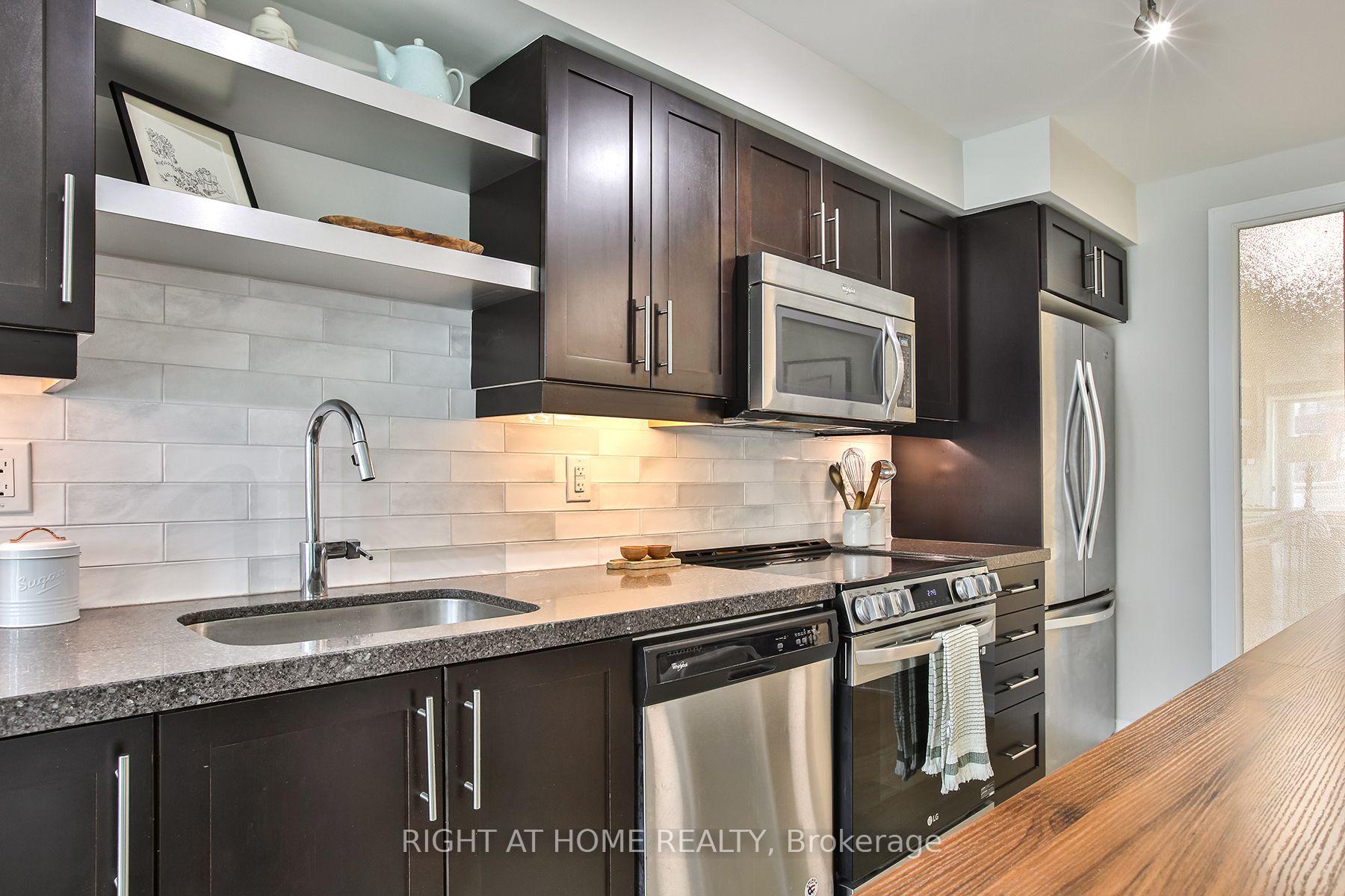 Photo 7 of Unit 1623, 525 Adelaide Street W, Toronto, Waterfront Communities — HOMEH