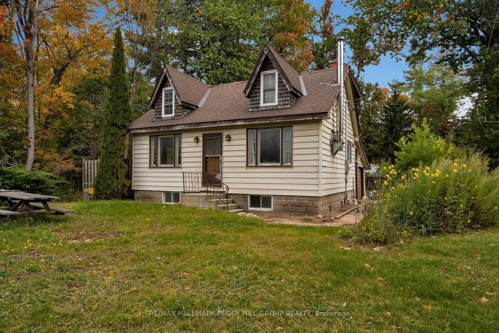 Photo of 3340 Hawkins Drive