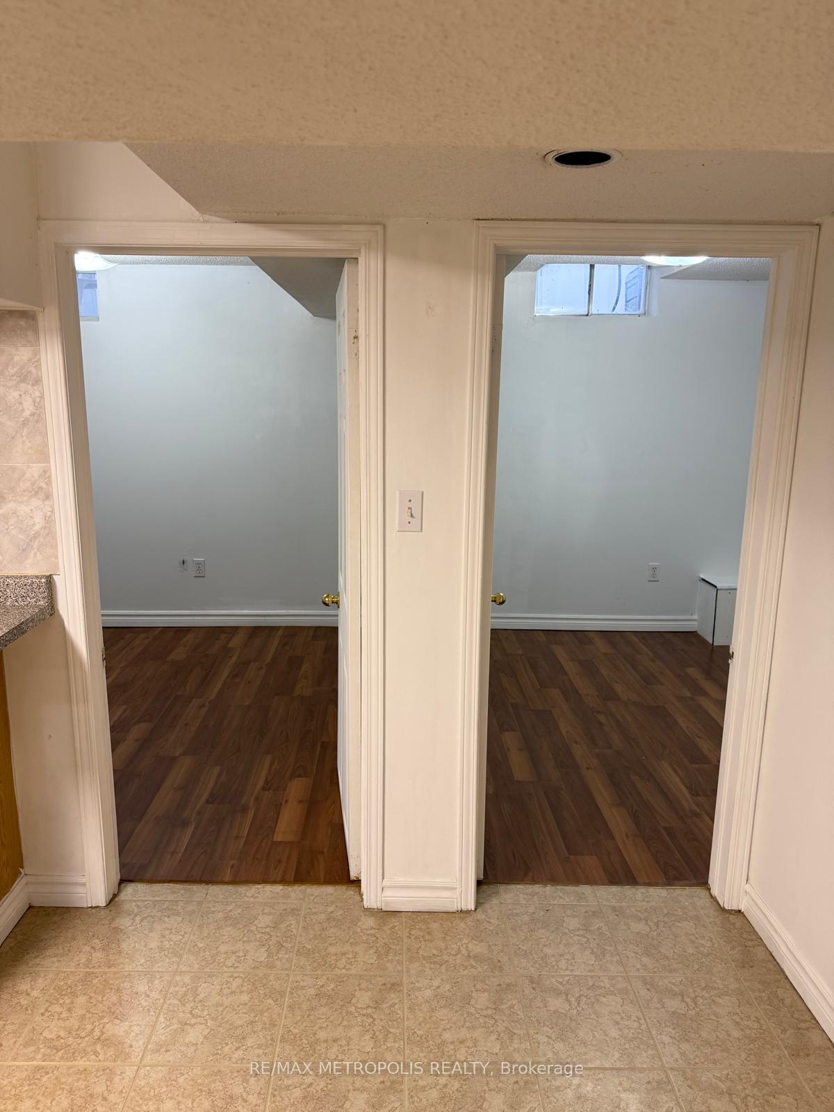 Photo 4 of Unit Basement, 116 Douglas Haig Drive, Markham, Middlefield — HOMEH