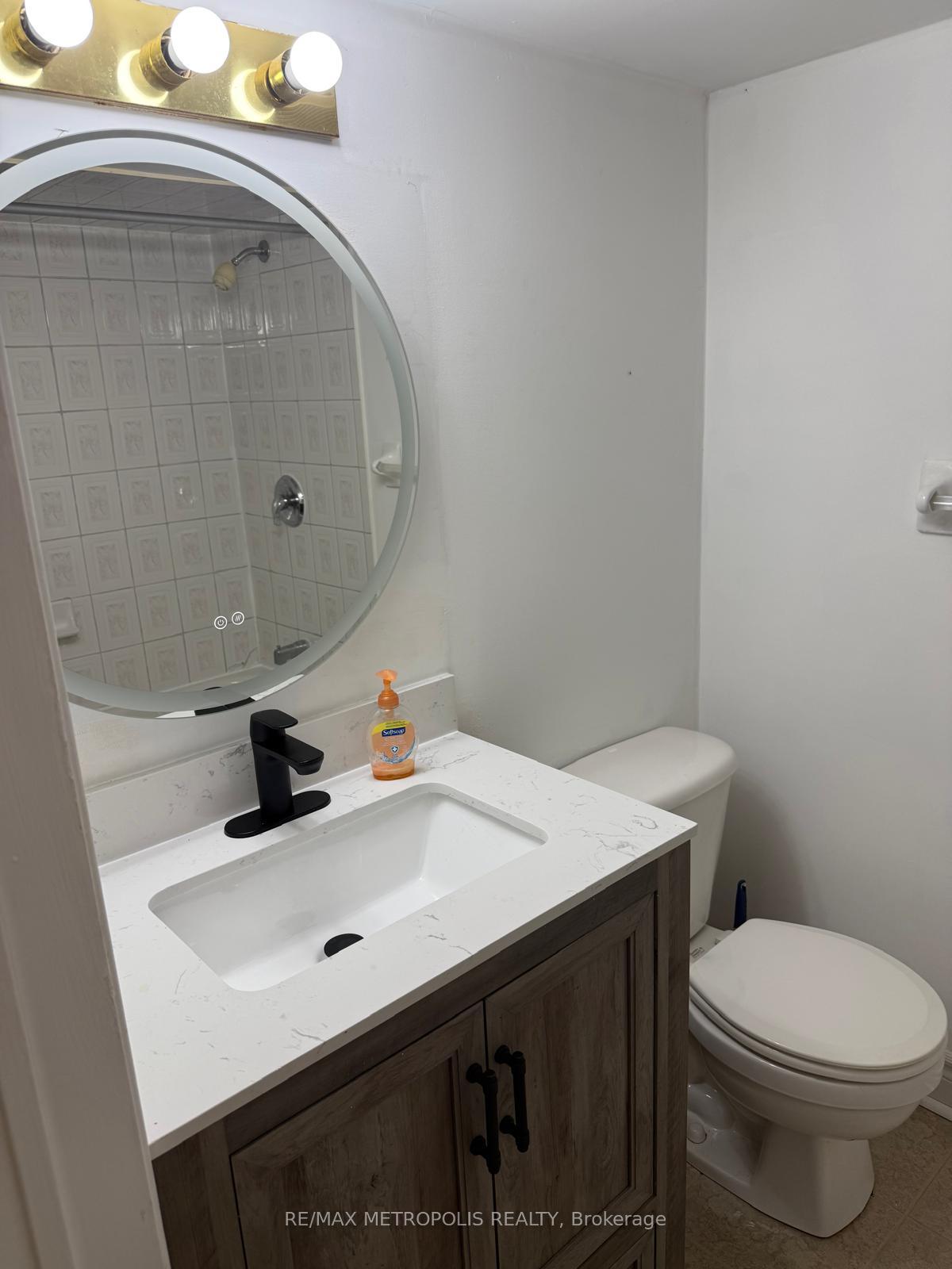 Photo 6 of Unit Basement, 116 Douglas Haig Drive, Markham, Middlefield — HOMEH