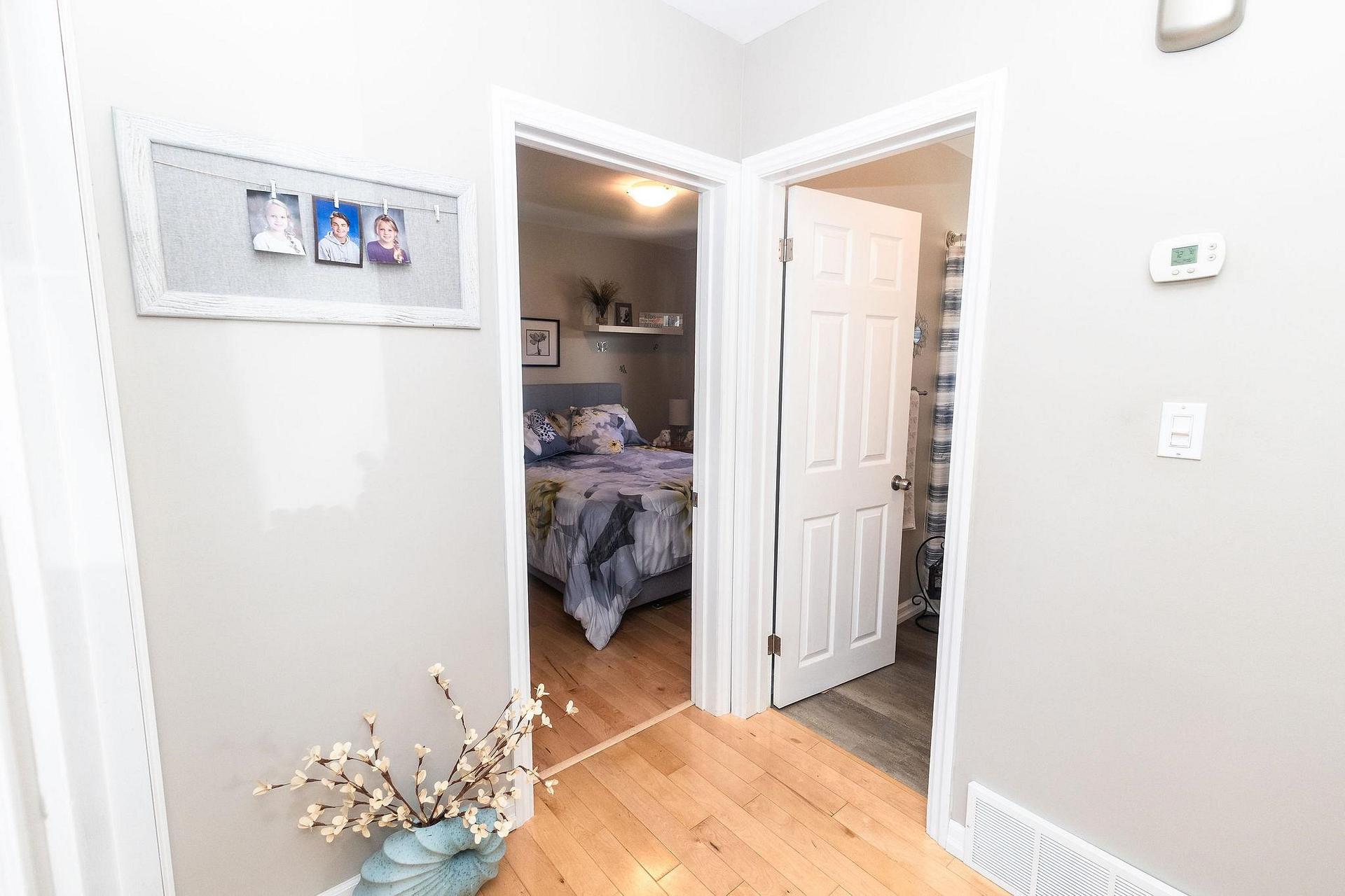 Photo 10 of 29 Routledge Avenue, Sault Ste Marie, Ward 2 — HOMEH