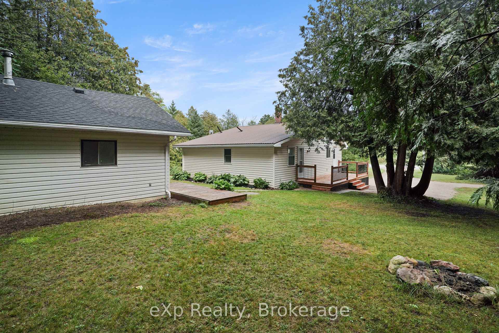 Photo 3 of 83761 Brussels Line, Morris Turnberry, Morris — HOMEH