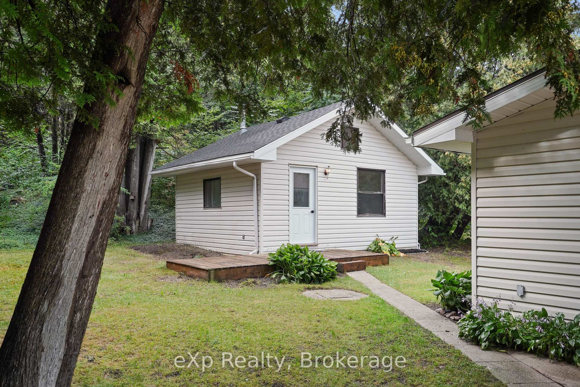 Photo 4 of 83761 Brussels Line, Morris Turnberry, Morris — HOMEH