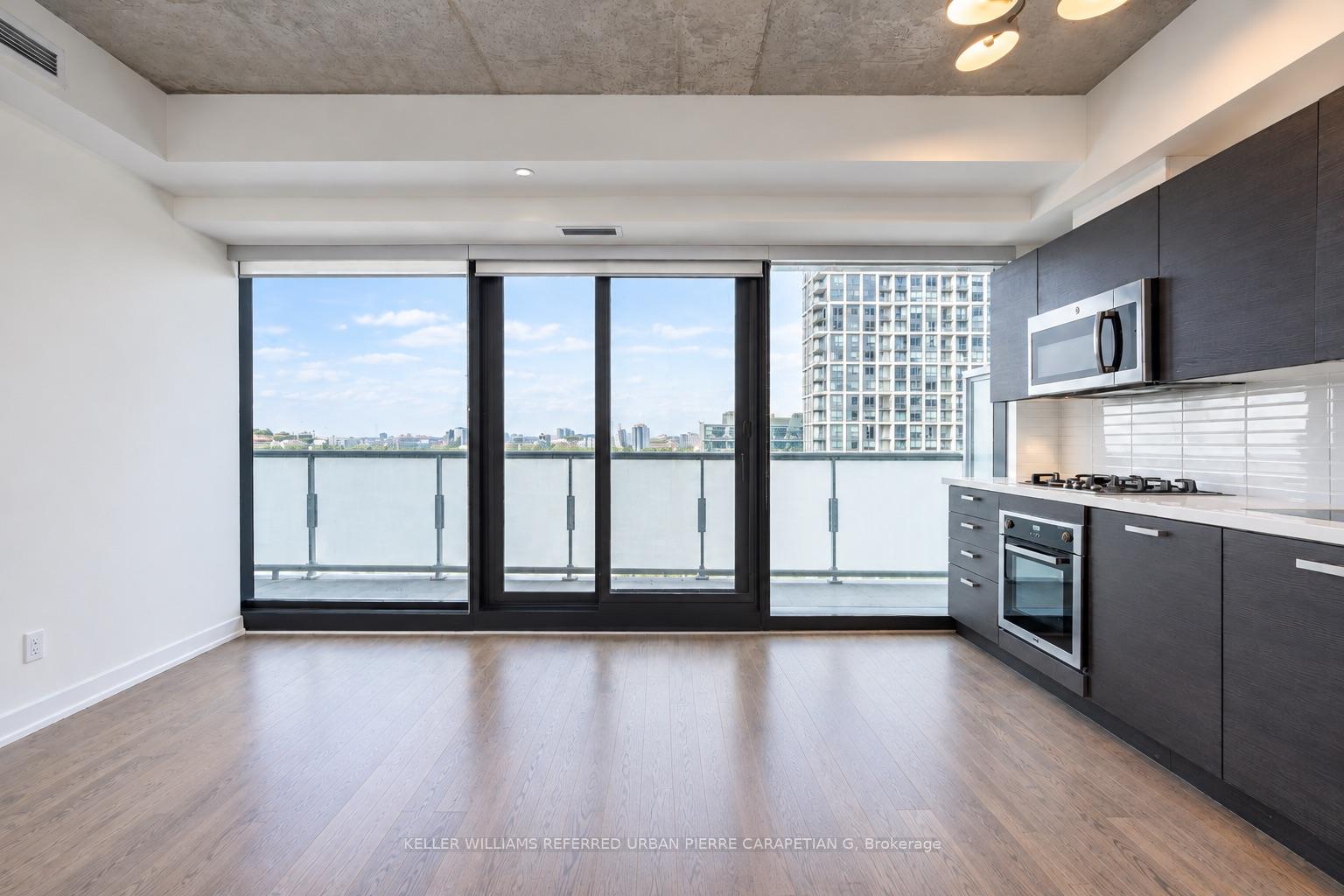 Photo 2 of Unit 2004, 11 Charlotte Street, Toronto, Waterfront Communities — HOMEH