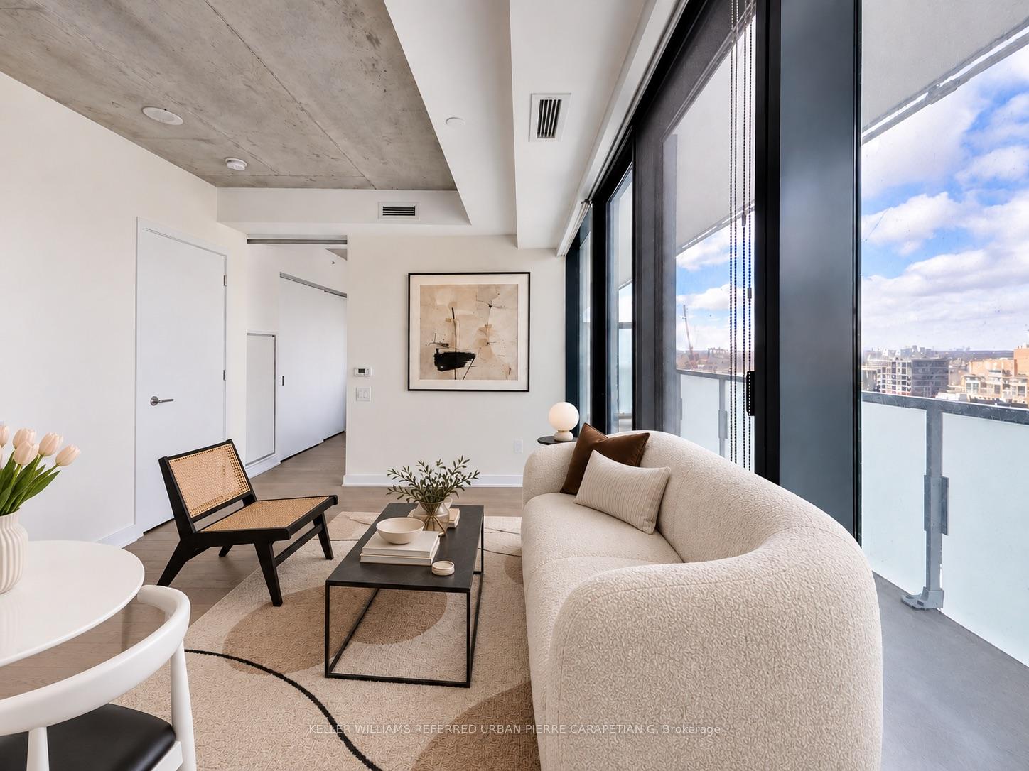 Photo 6 of Unit 2004, 11 Charlotte Street, Toronto, Waterfront Communities — HOMEH