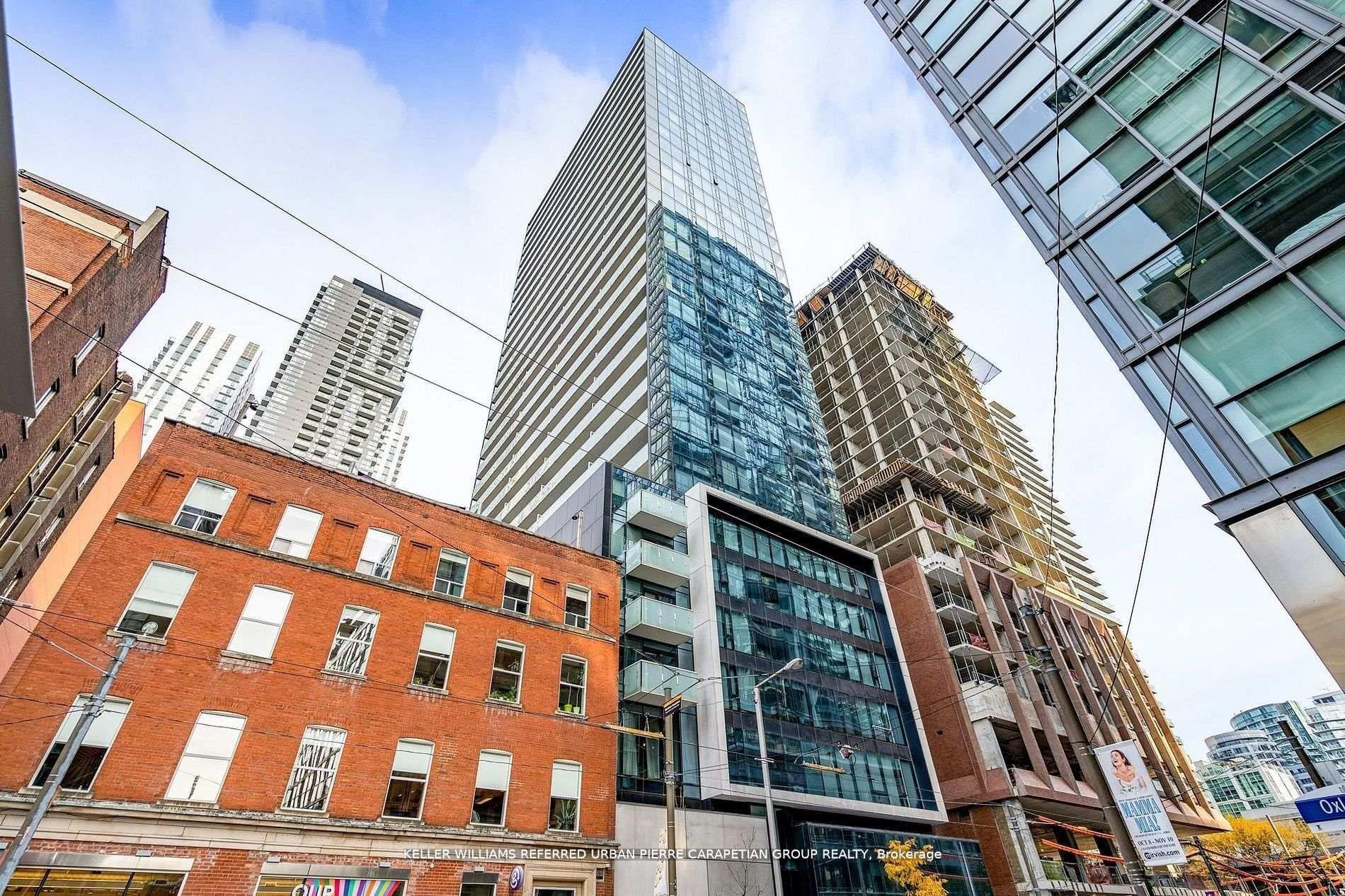 Photo 14 of Unit 2004, 11 Charlotte Street, Toronto, Waterfront Communities — HOMEH