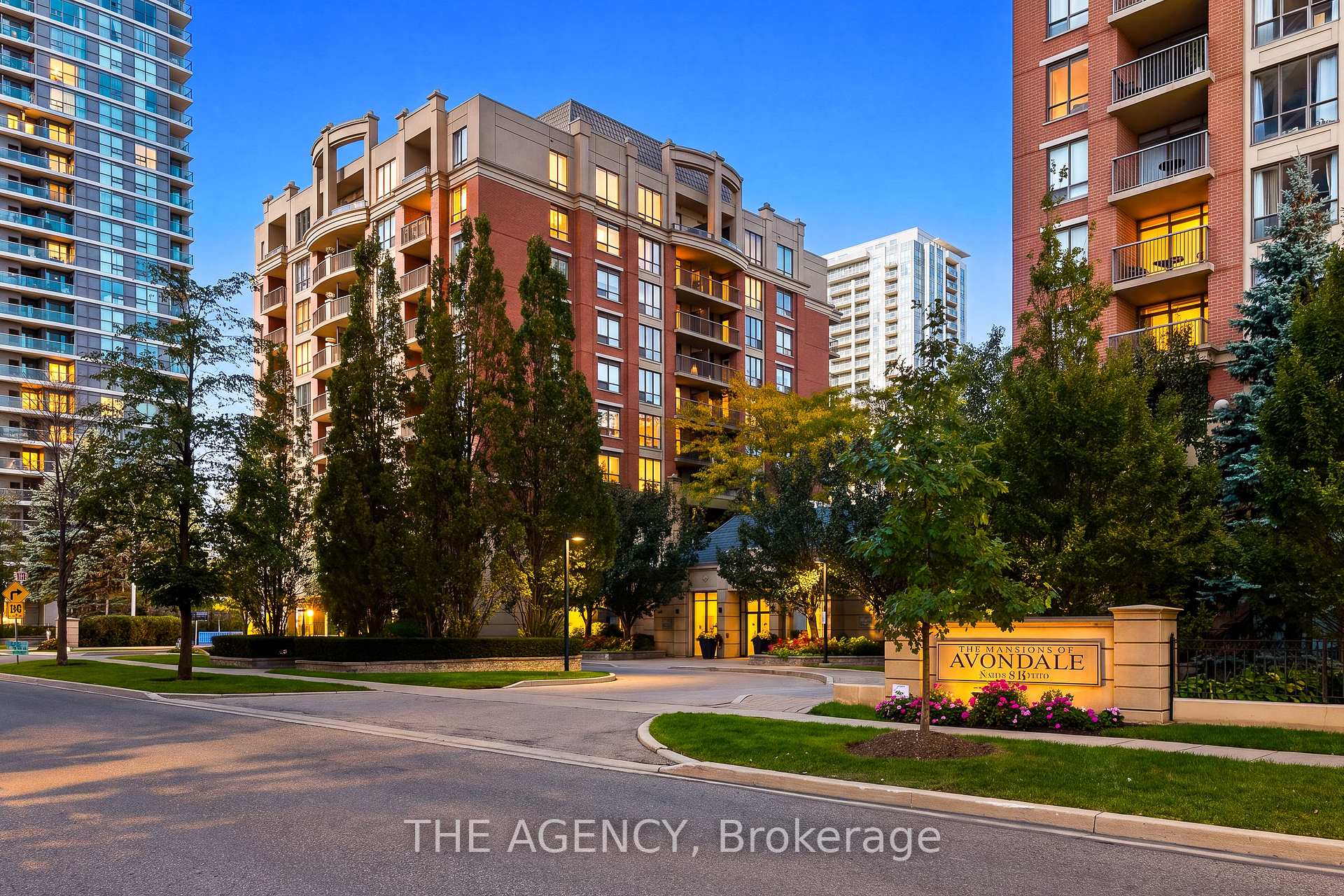 Photo of Unit 809, 51 Harrison Garden