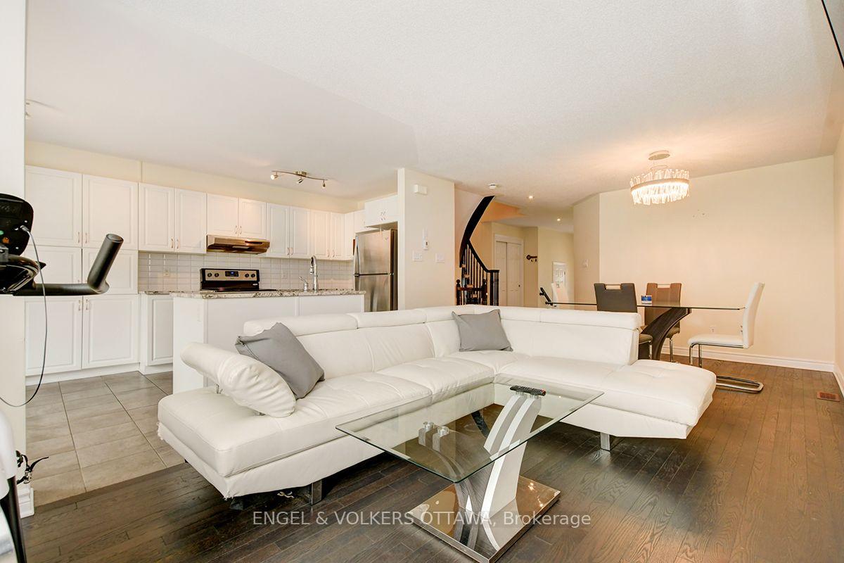 Photo 7 of 561 Petrichor Crescent, Ottawa, Avalon West — HOMEH