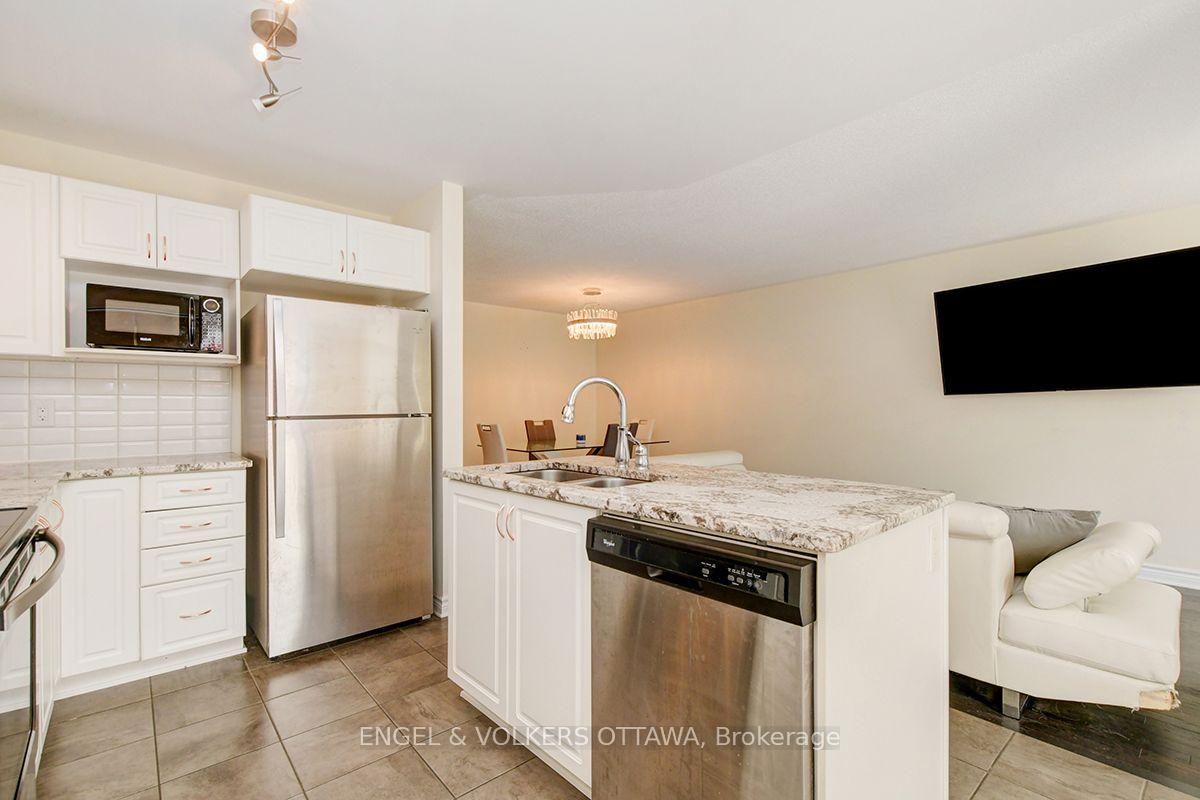 Photo 15 of 561 Petrichor Crescent, Ottawa, Avalon West — HOMEH