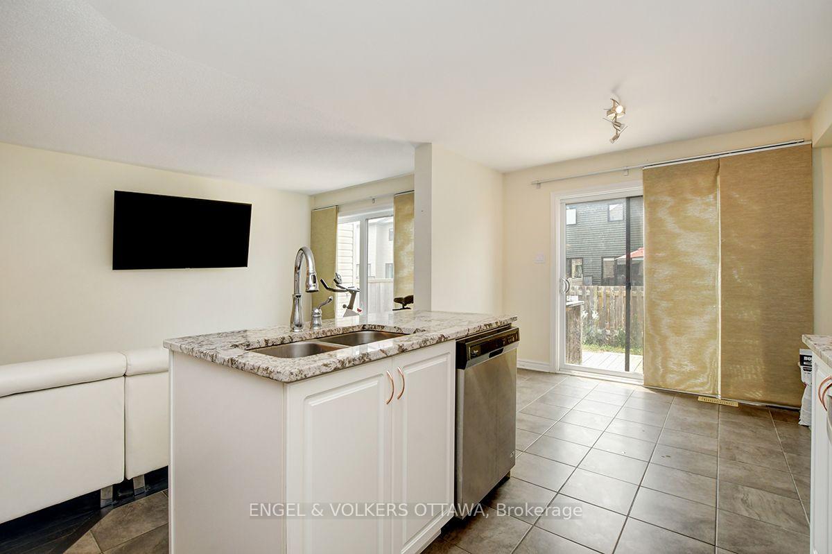 Photo 17 of 561 Petrichor Crescent, Ottawa, Avalon West — HOMEH