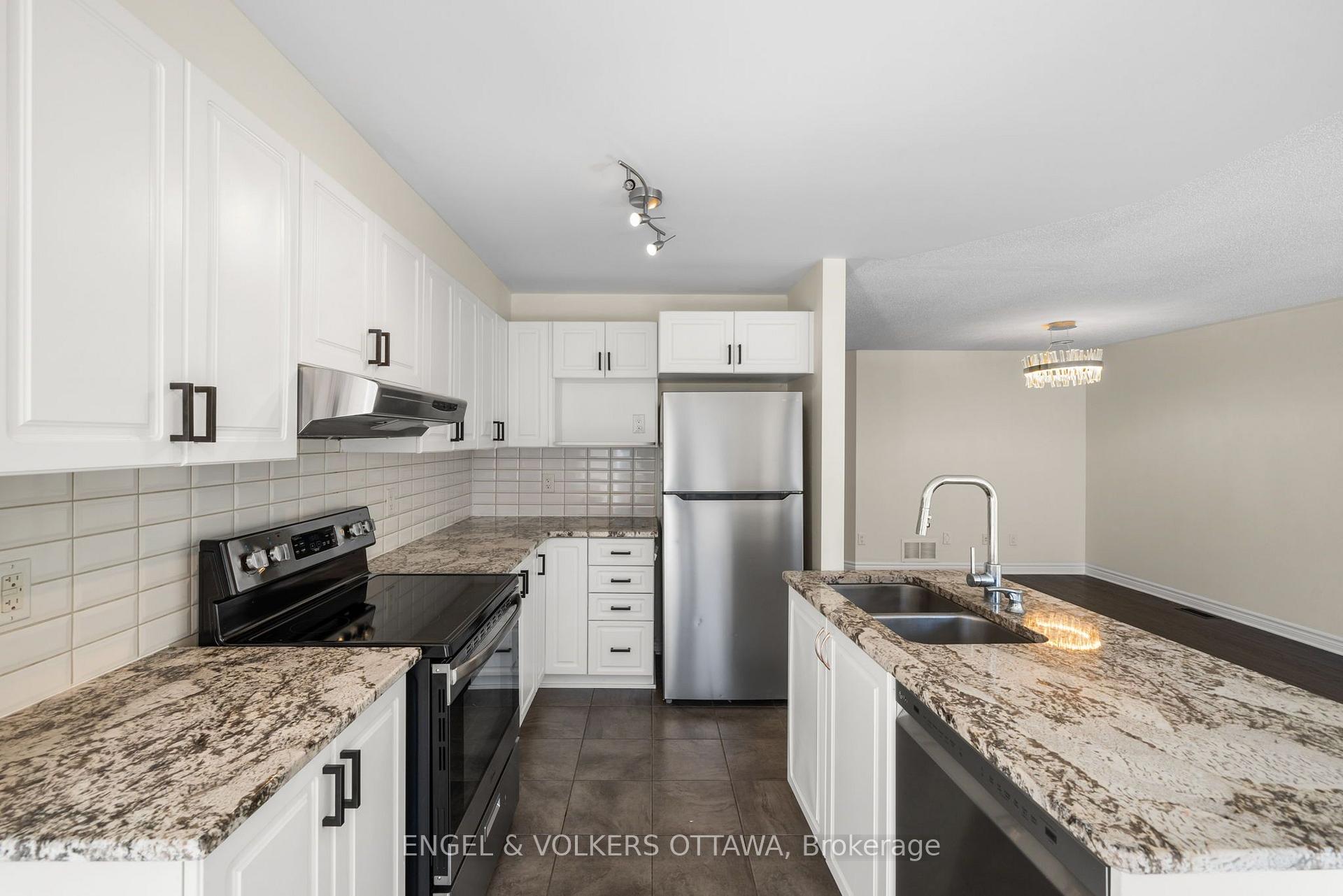 Photo 12 of 561 Petrichor Crescent, Ottawa, Avalon West — HOMEH