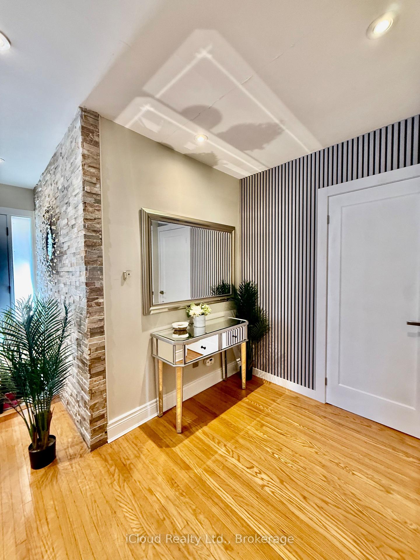 Photo 2 of 75 Walwyn Avenue, North York, Humberlea-Pelmo Park — HOMEH