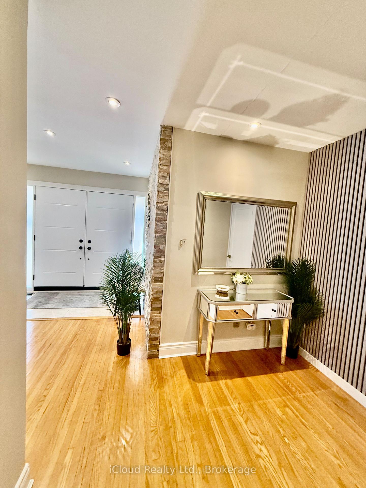 Photo 3 of 75 Walwyn Avenue, North York, Humberlea-Pelmo Park — HOMEH