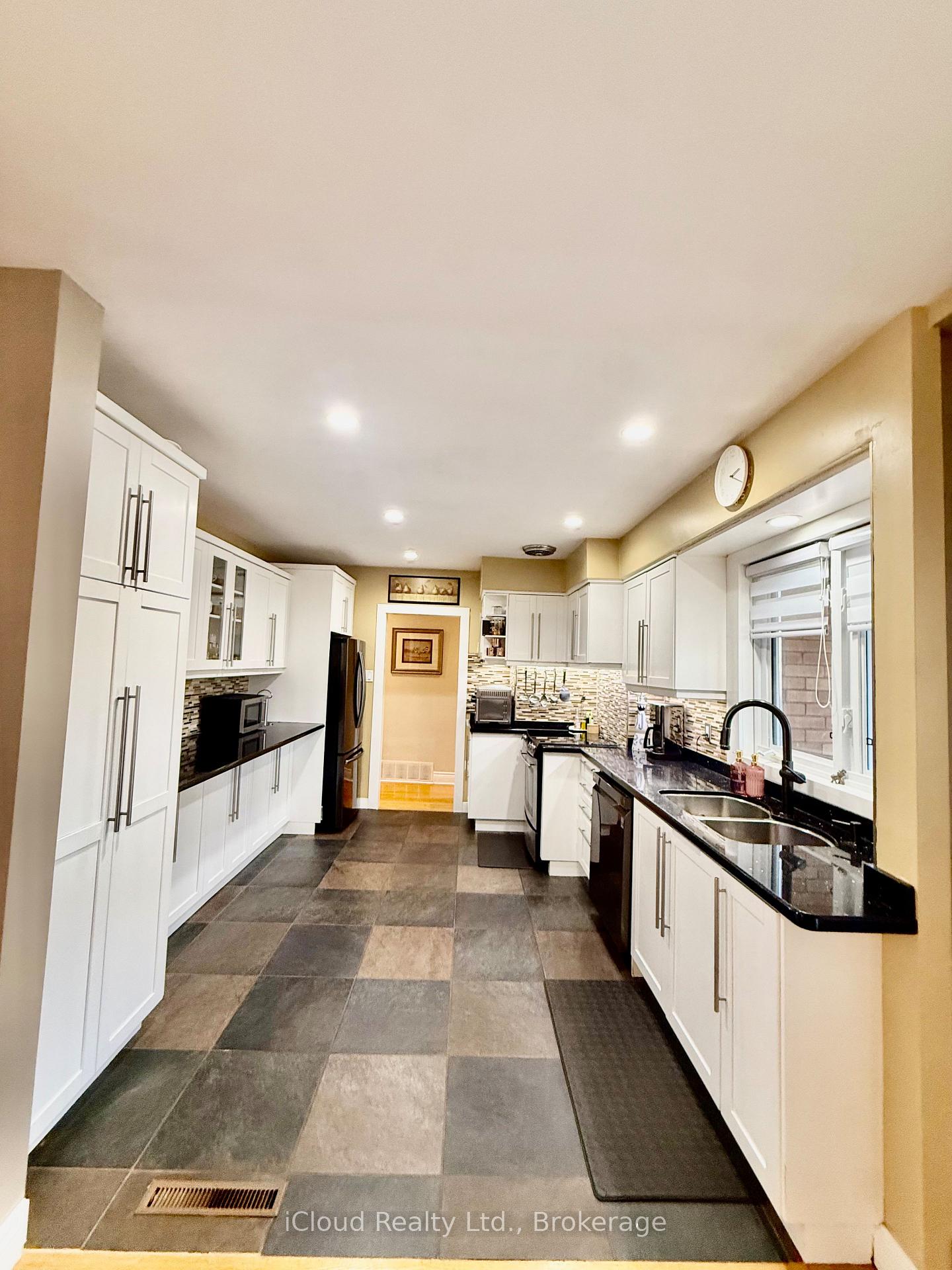 Photo 10 of 75 Walwyn Avenue, North York, Humberlea-Pelmo Park — HOMEH