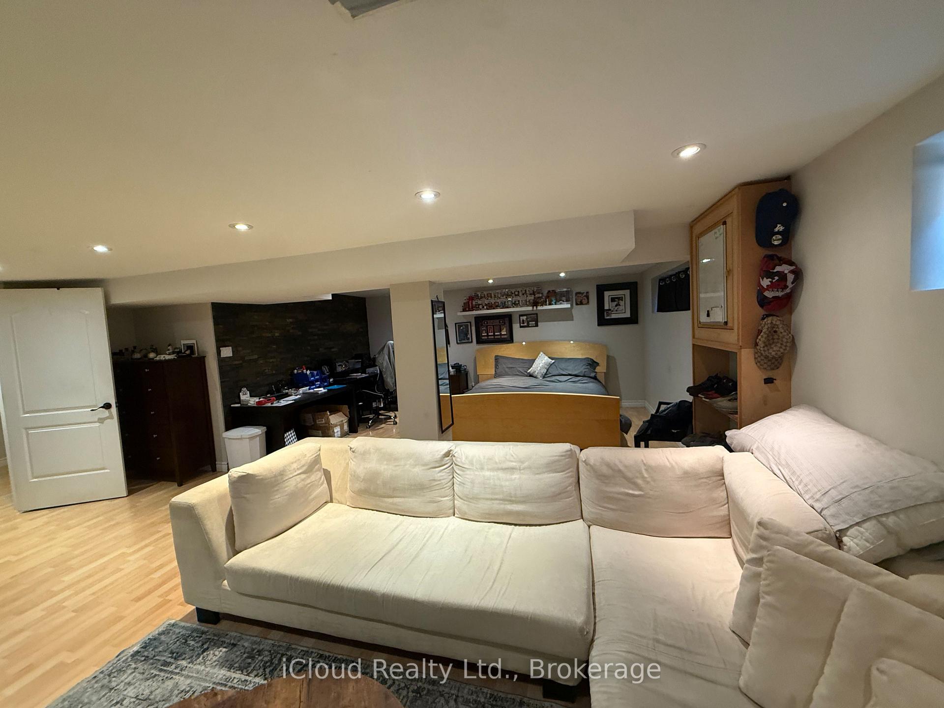 Photo 41 of 75 Walwyn Avenue, North York, Humberlea-Pelmo Park — HOMEH