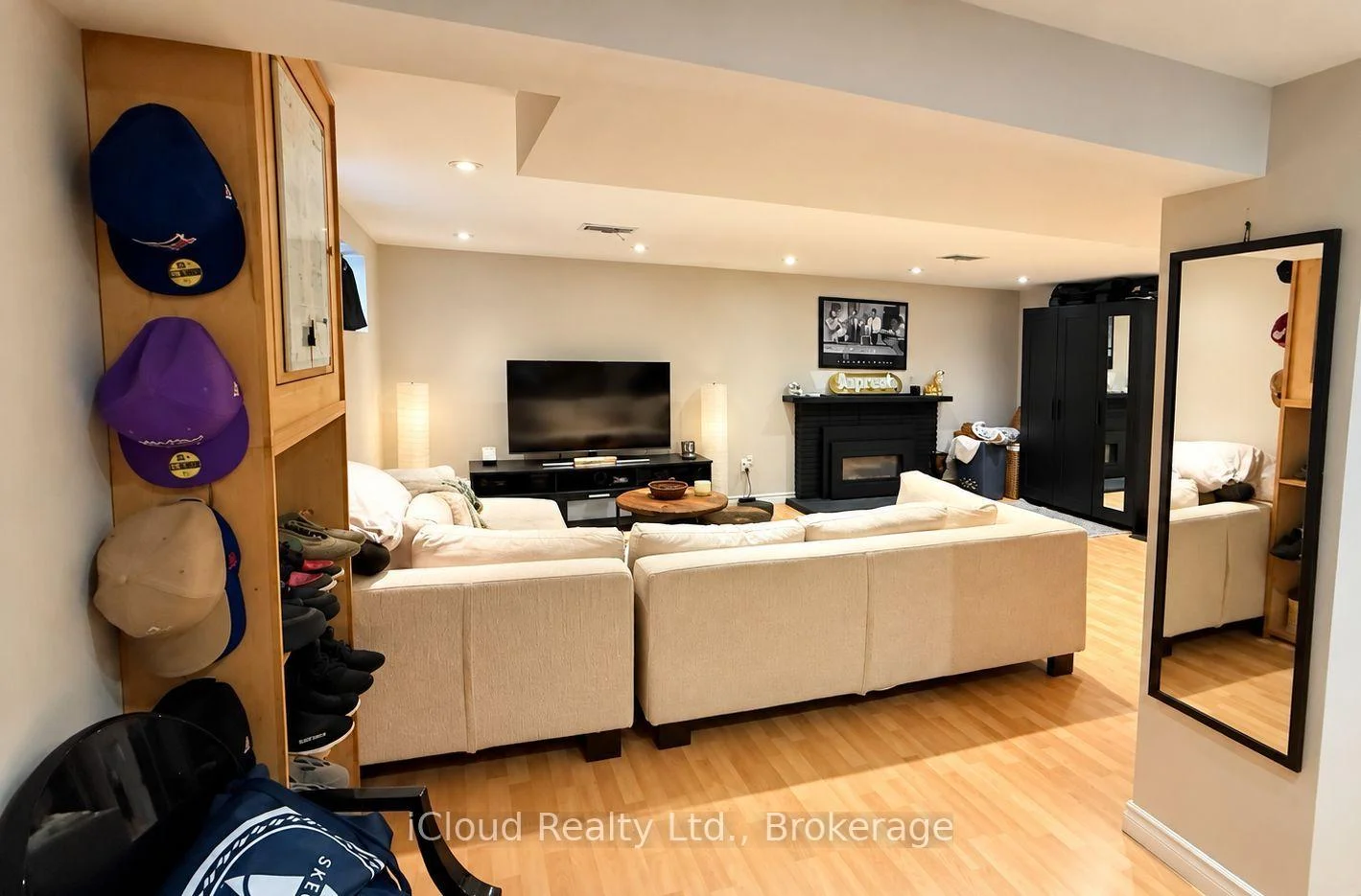 Photo 34 of 75 Walwyn Avenue, North York, Humberlea-Pelmo Park — HOMEH