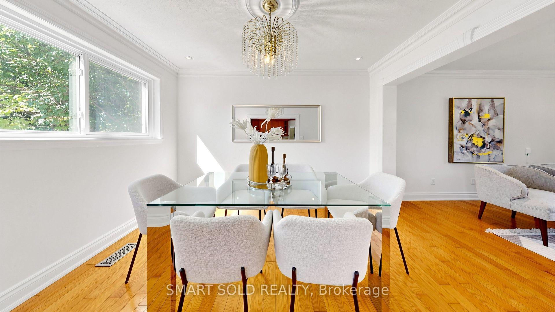 Photo 5 of 210 Shaughnessy Boulevard, North York, Don Valley Village — HOMEH