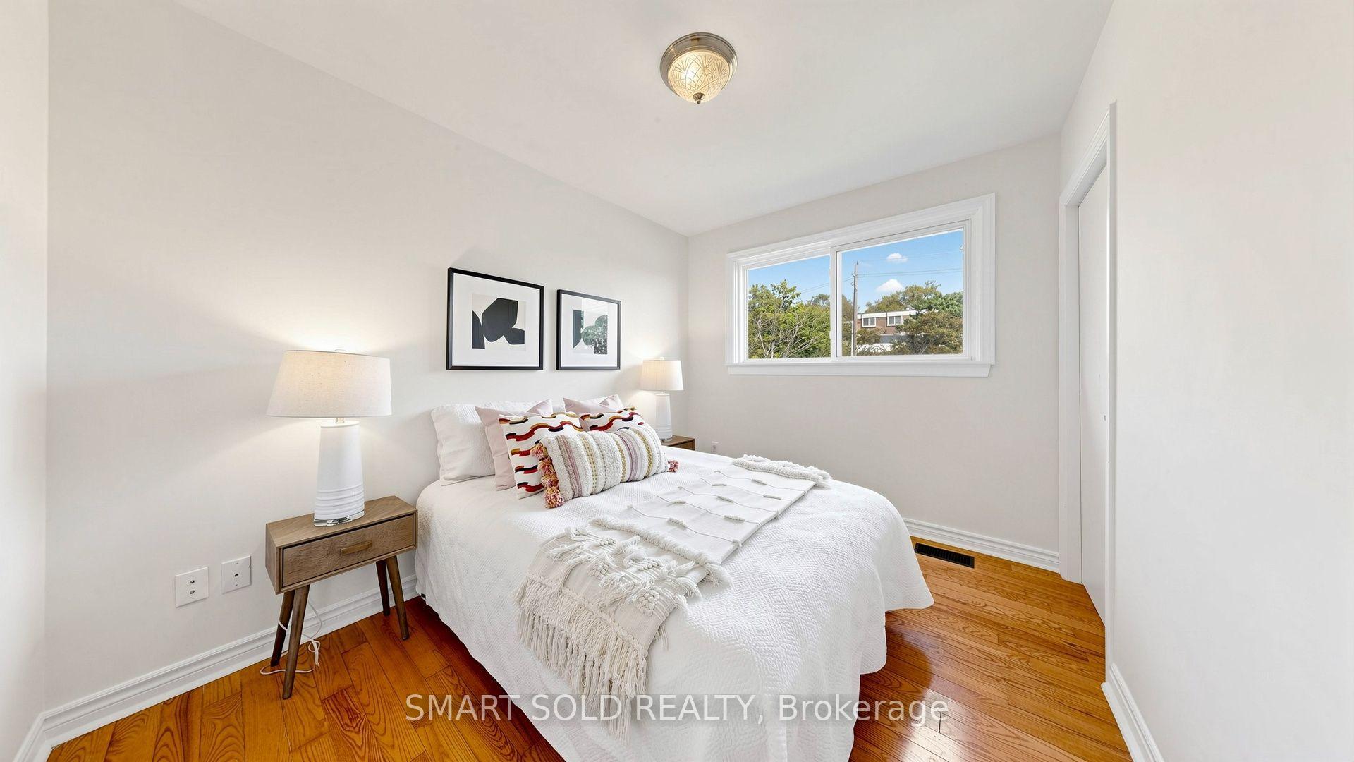 Photo 12 of 210 Shaughnessy Boulevard, North York, Don Valley Village — HOMEH