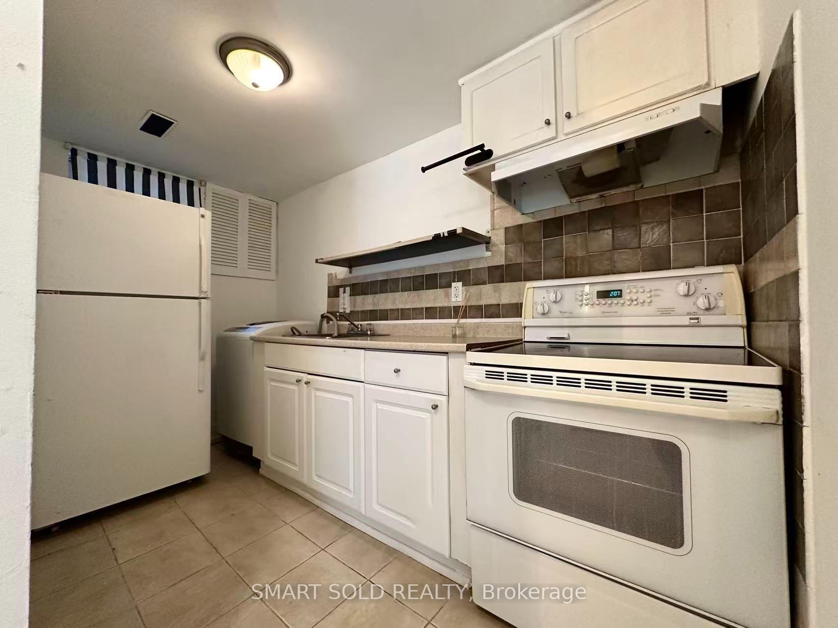 Photo 21 of 210 Shaughnessy Boulevard, North York, Don Valley Village — HOMEH