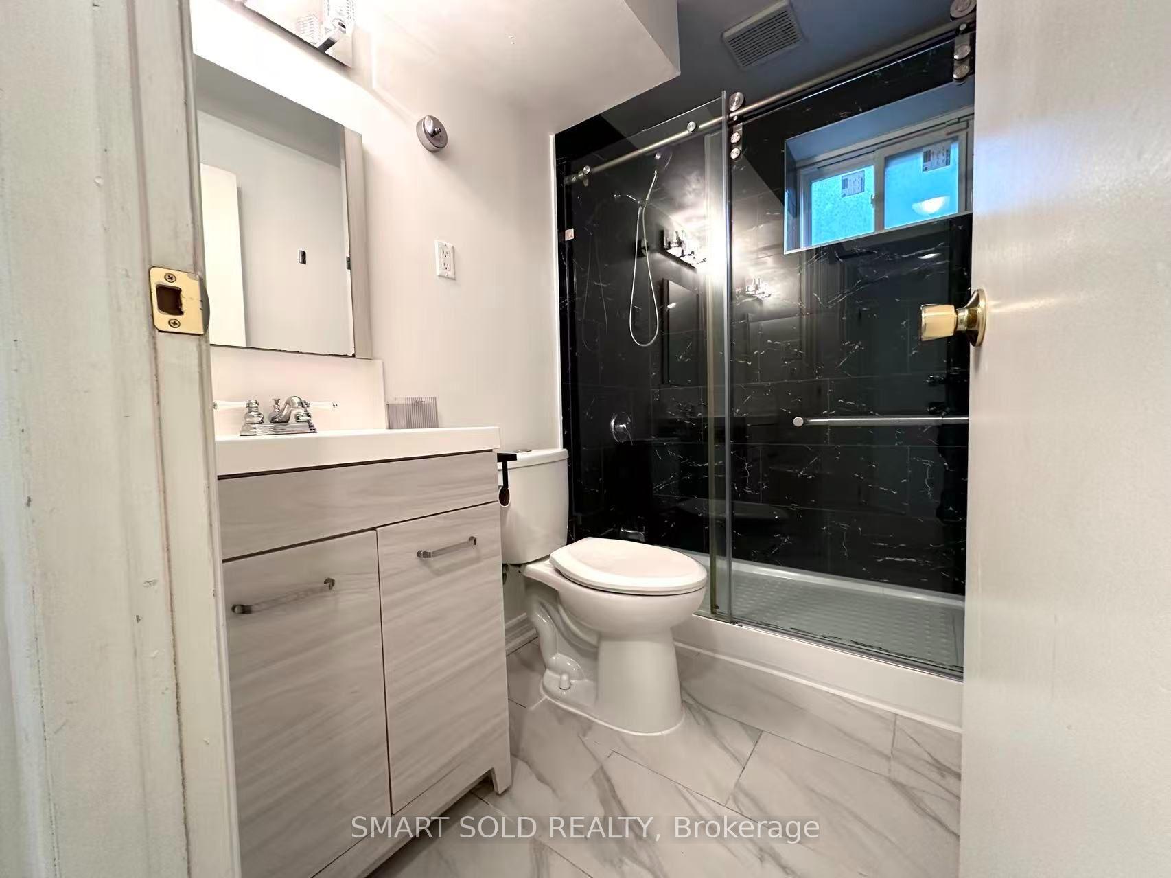 Photo 22 of 210 Shaughnessy Boulevard, North York, Don Valley Village — HOMEH