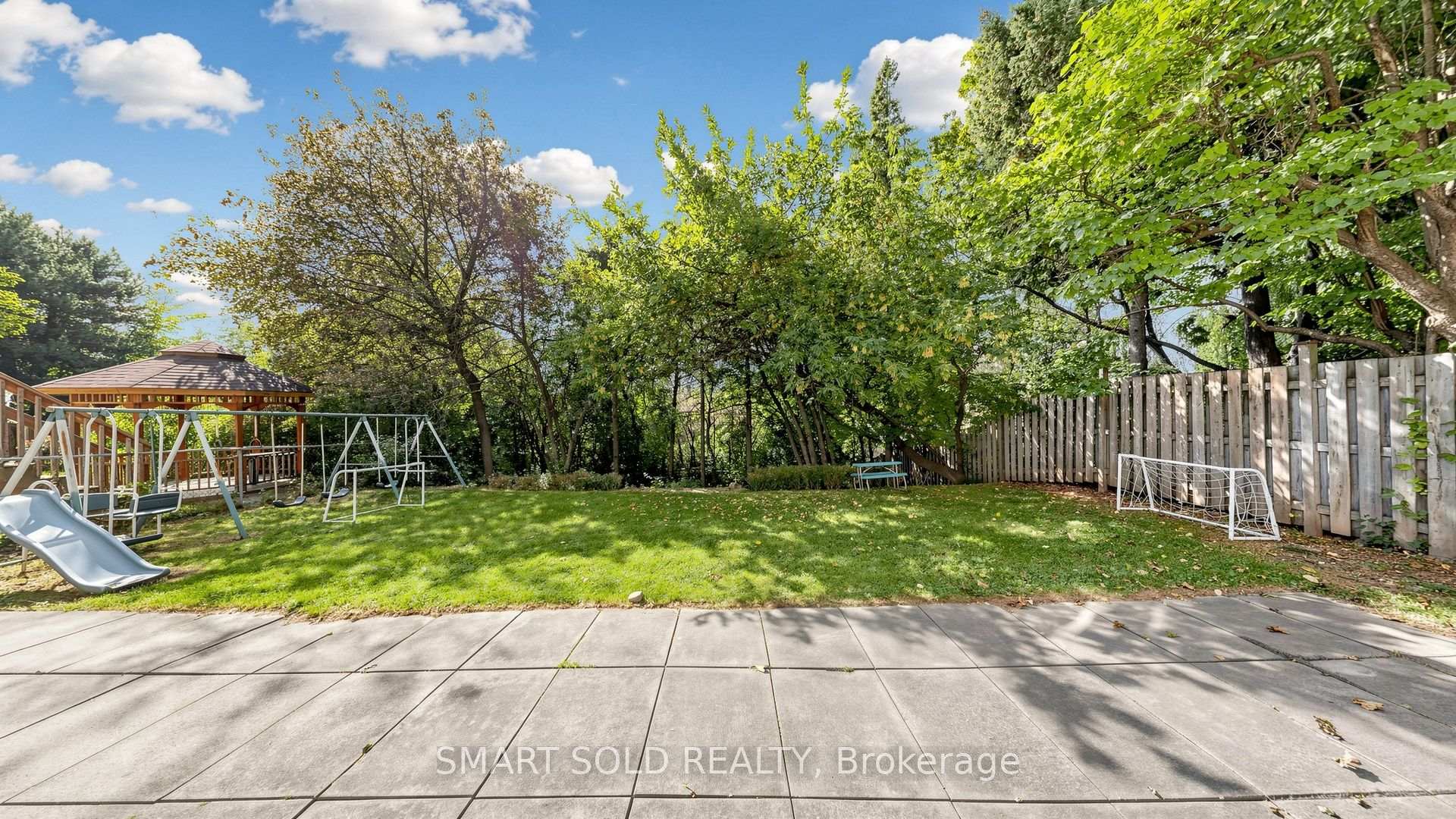 Photo 26 of 210 Shaughnessy Boulevard, North York, Don Valley Village — HOMEH