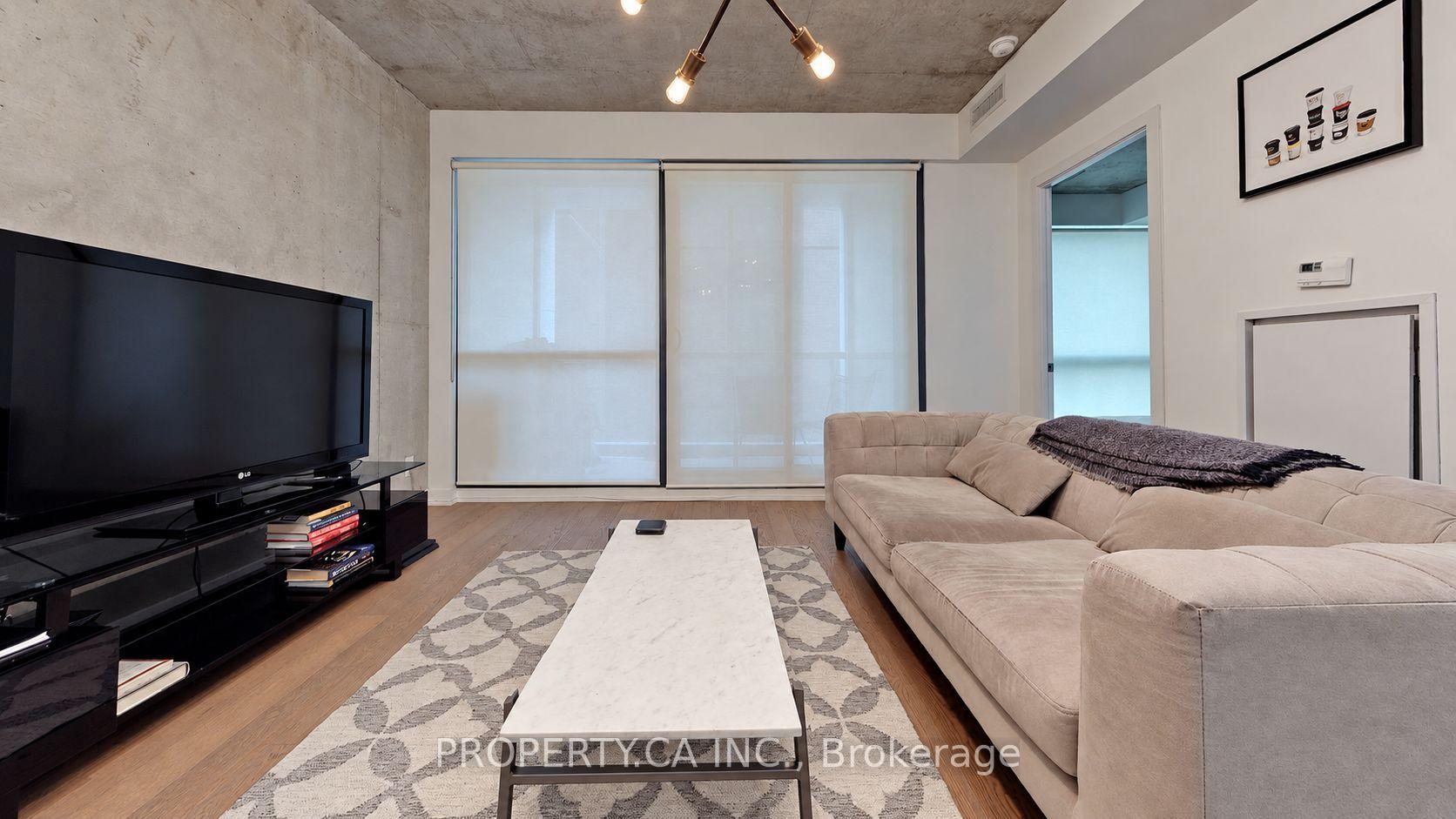 Photo 9 of Unit 827, 39 Brant Street, Toronto, Waterfront Communities — HOMEH