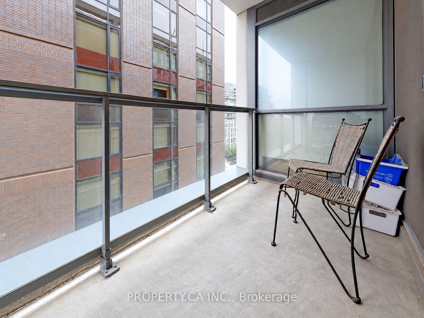 Photo 12 of Unit 827, 39 Brant Street, Toronto, Waterfront Communities — HOMEH