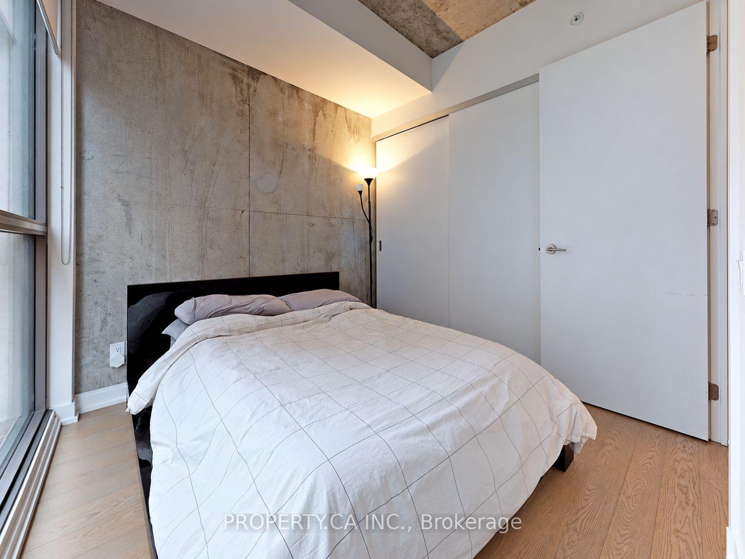 Photo 16 of Unit 827, 39 Brant Street, Toronto, Waterfront Communities — HOMEH
