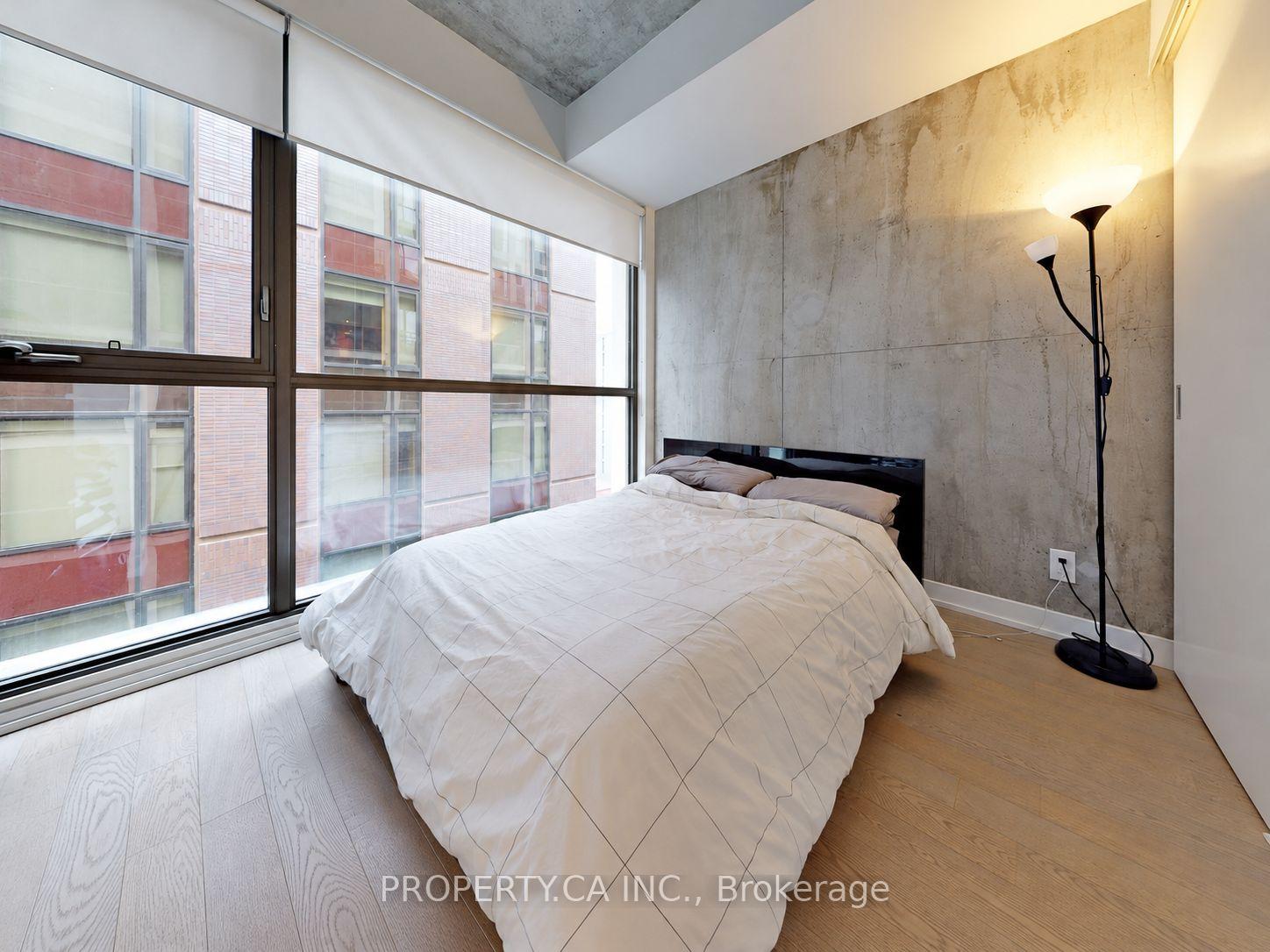 Photo 18 of Unit 827, 39 Brant Street, Toronto, Waterfront Communities — HOMEH