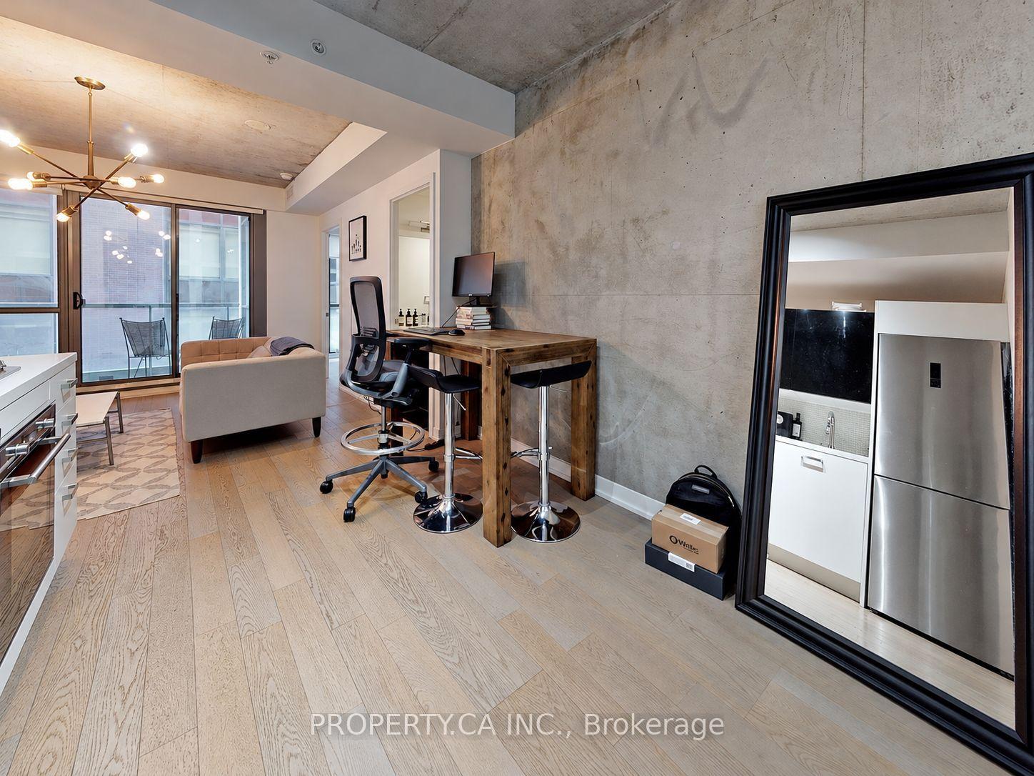 Photo 19 of Unit 827, 39 Brant Street, Toronto, Waterfront Communities — HOMEH
