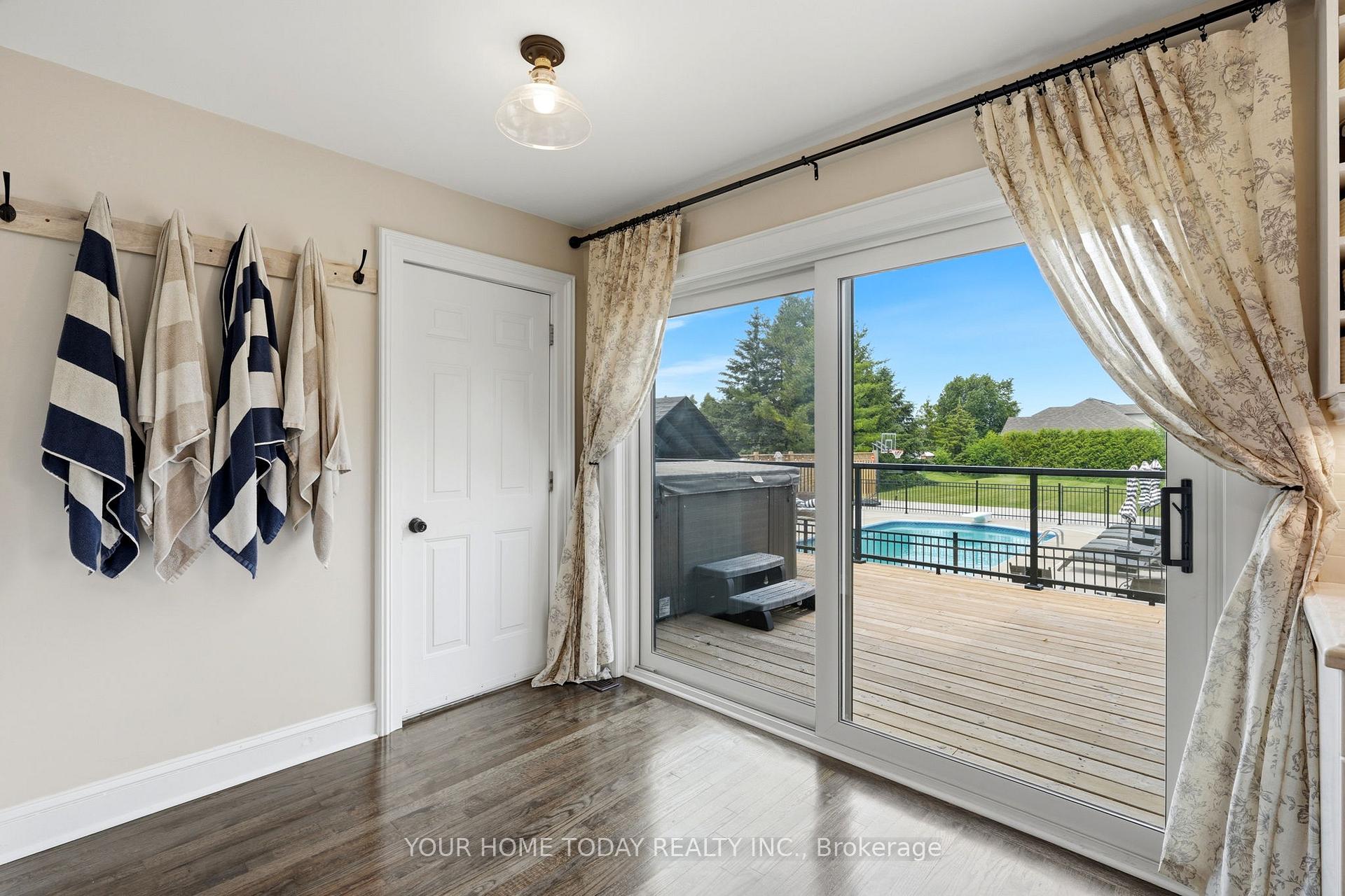 Photo 17 of 4925 Trafalgar Road, Erin — HOMEH