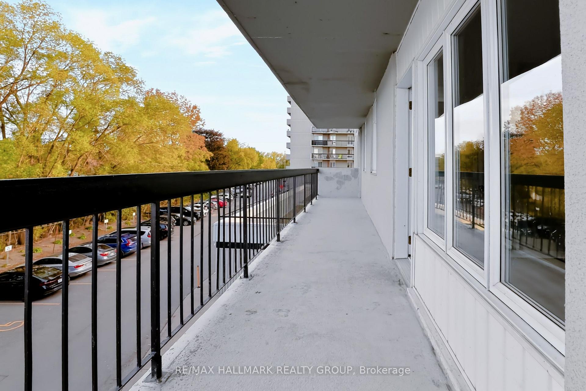Photo 12 of Unit 203, 158A Mcarthur Avenue, Ottawa, Vanier — HOMEH