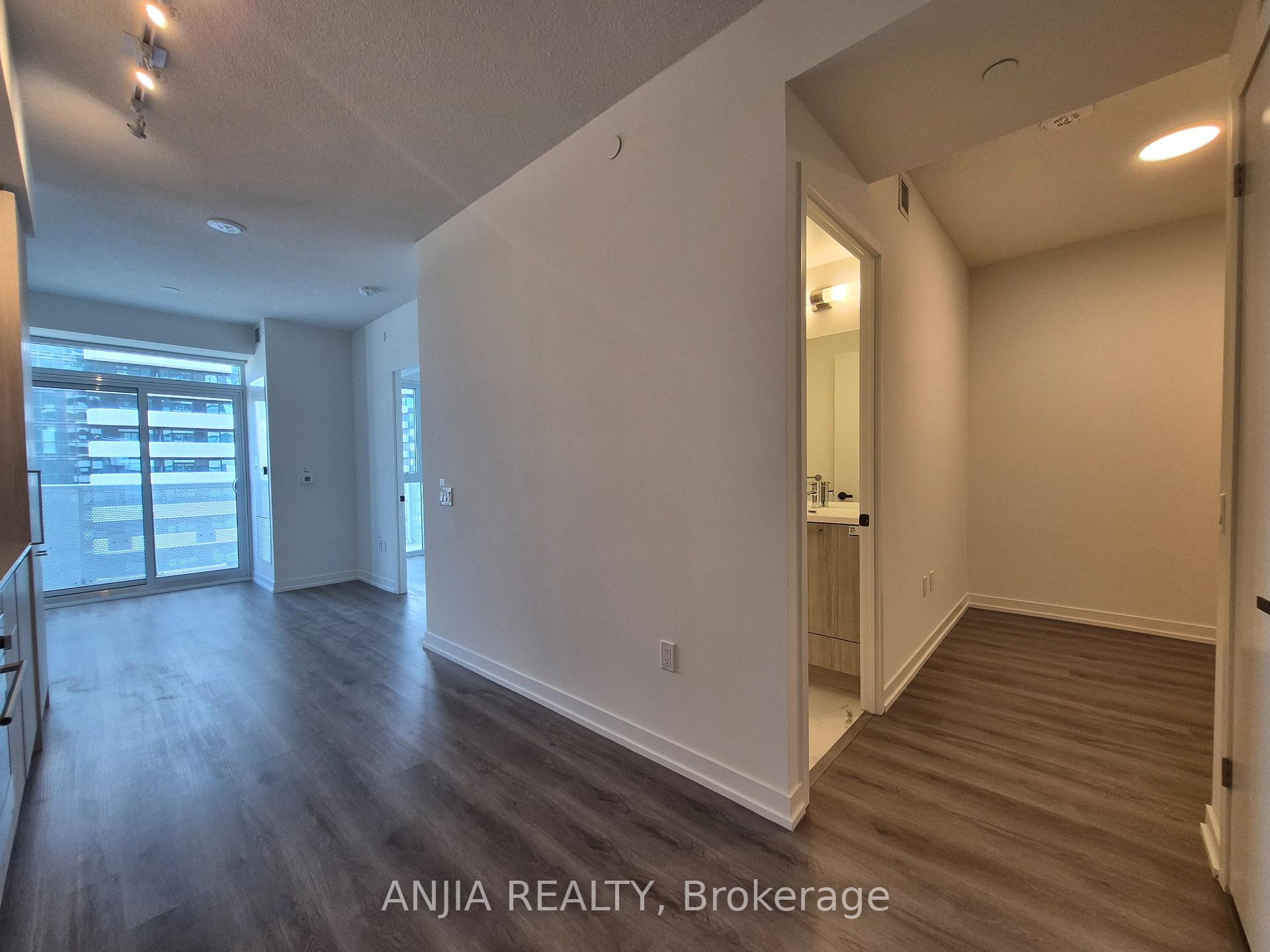 Photo 10 of Unit 4015, 225 Commerce Street, Vaughan, Vaughan Corporate Centre — HOMEH