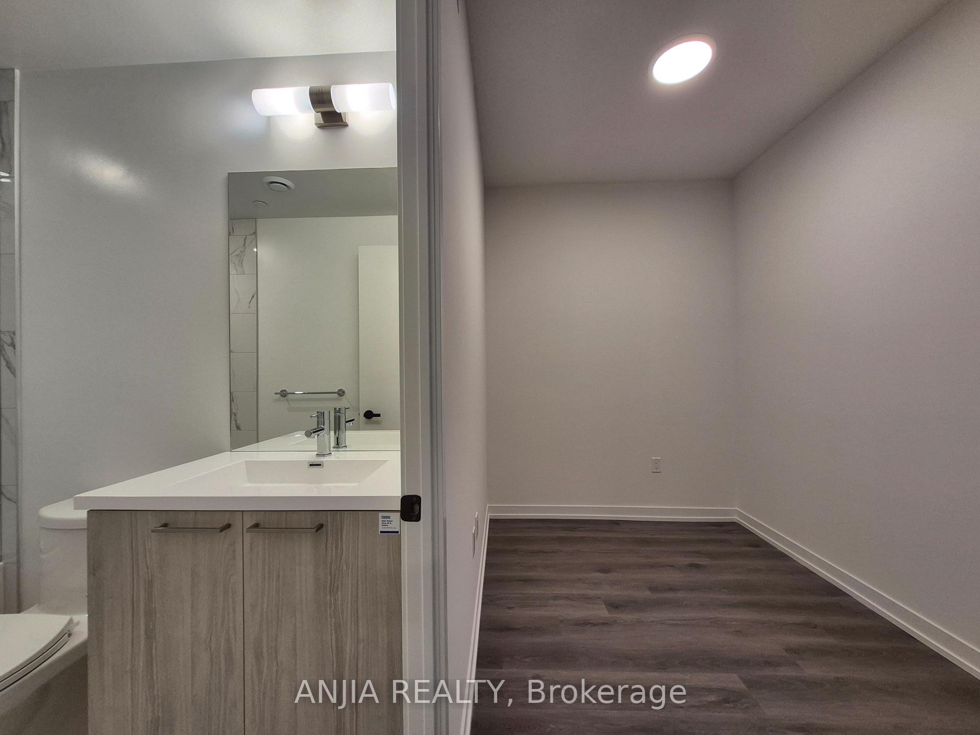 Photo 11 of Unit 4015, 225 Commerce Street, Vaughan, Vaughan Corporate Centre — HOMEH