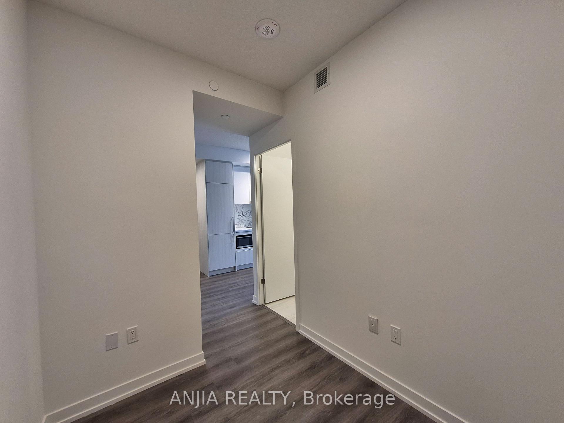 Photo 12 of Unit 4015, 225 Commerce Street, Vaughan, Vaughan Corporate Centre — HOMEH