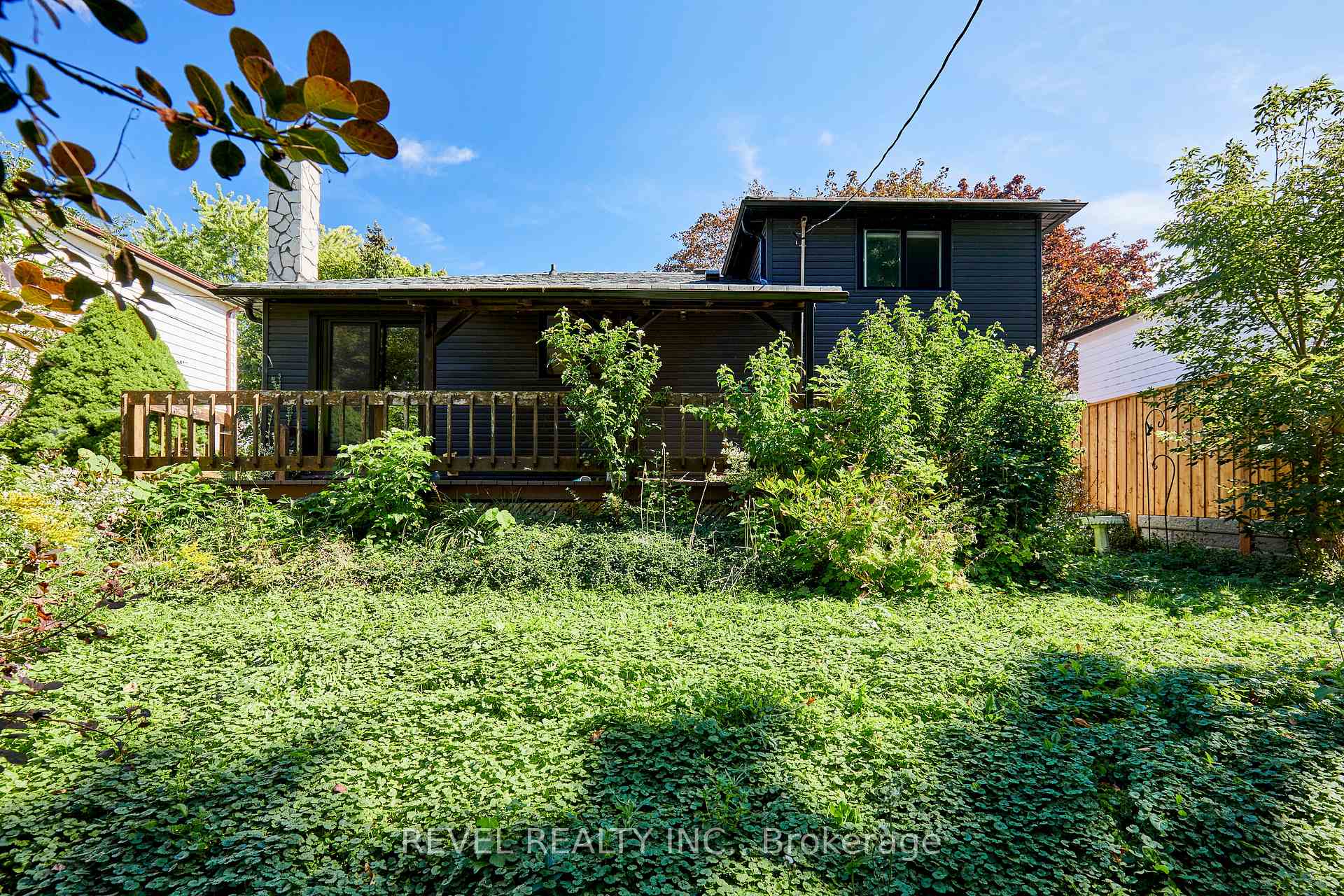 Photo 4 of 1260 Ilona Park Road, Pickering, Bay Ridges — HOMEH